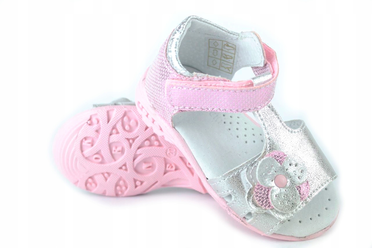 

Kornecki 6565 Błyszczące Sandały Rzep Lato r.25