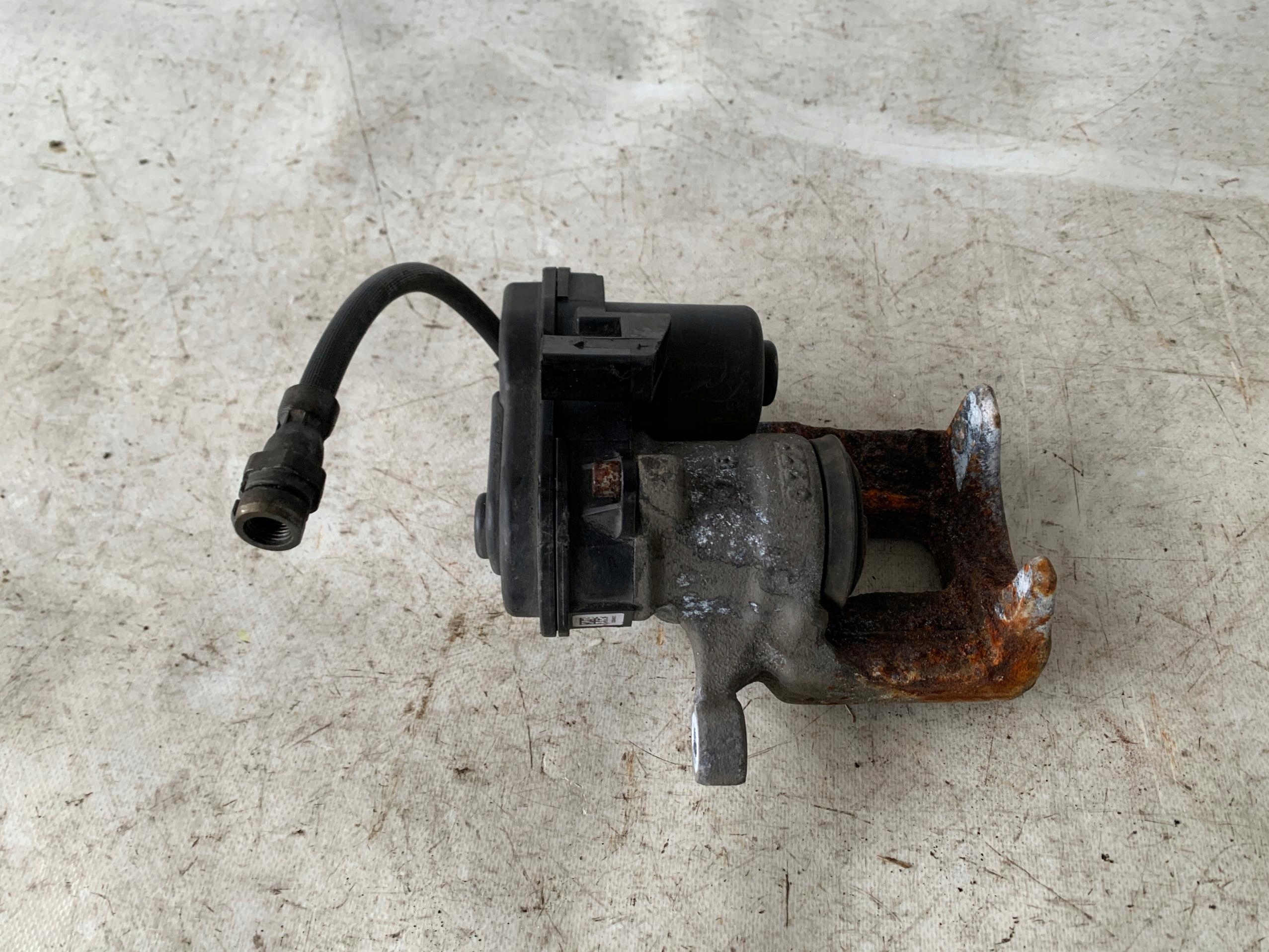 # caliper brake right rear part AUDI Q3 and 8U LIFT