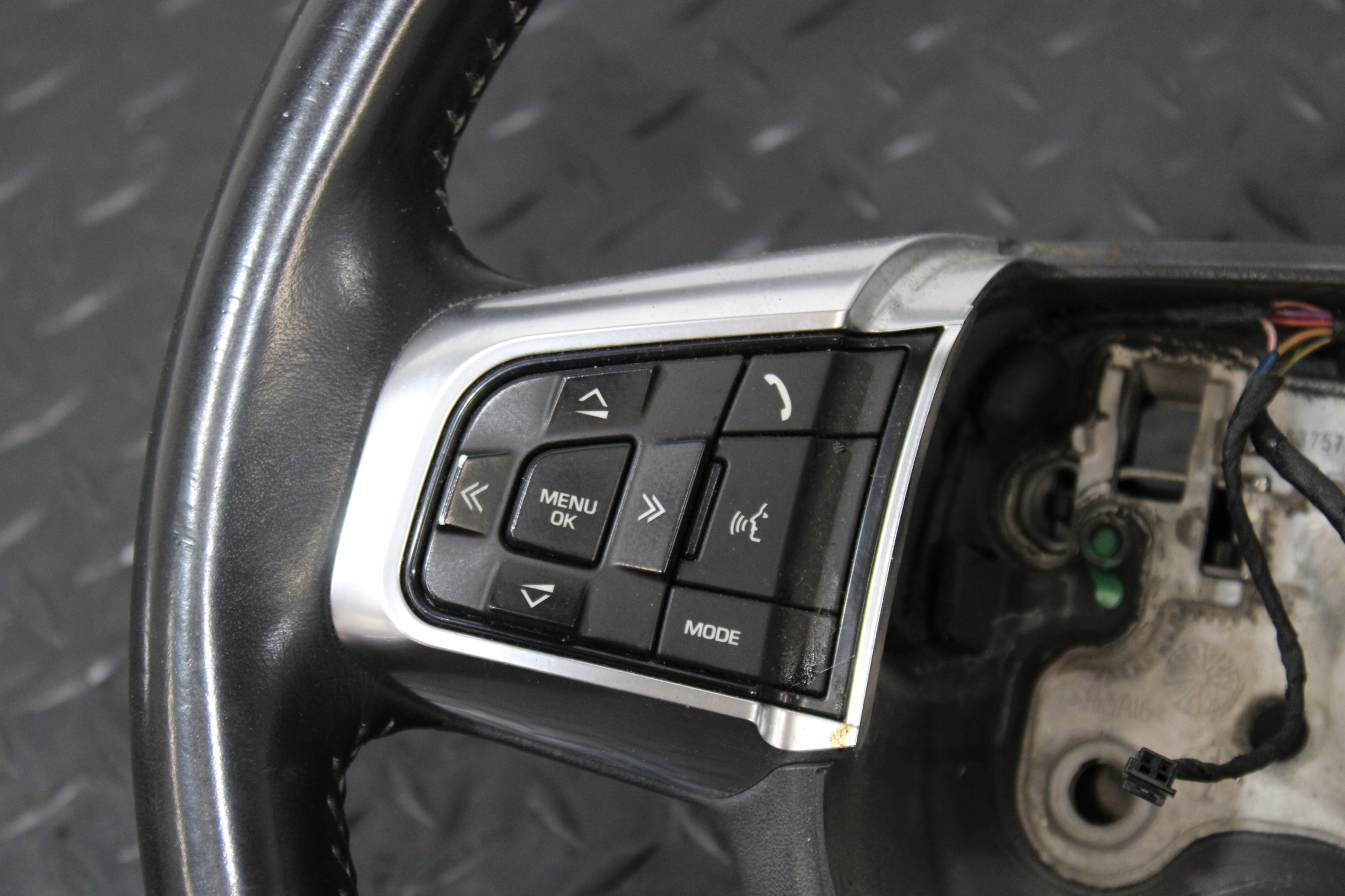 steering wheel, MULTIFUNKCJA DISCOVERY SPORT L550