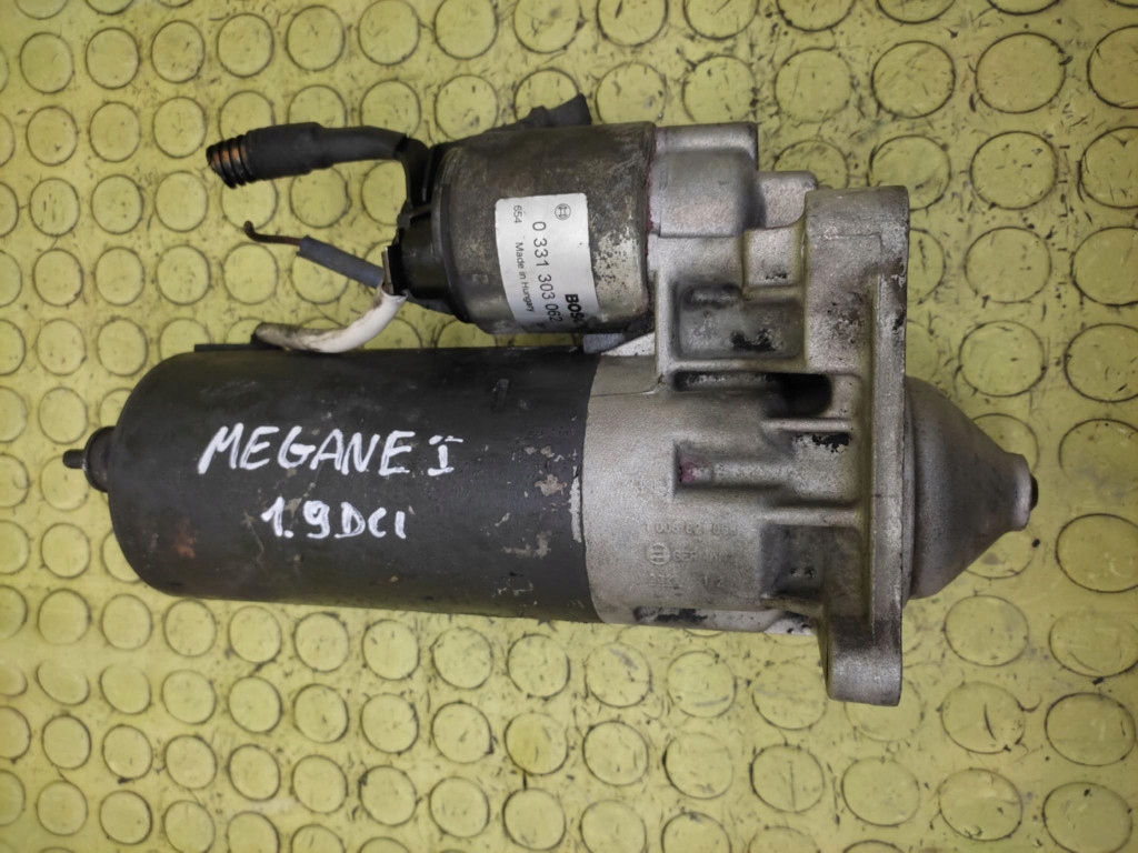 RENAULT MEGANE a 1.9 DCI startér 0331303062