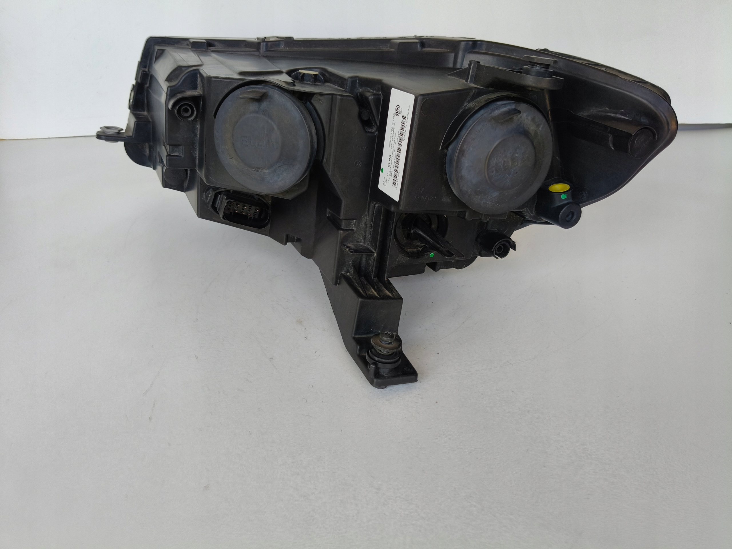 light right REFLEKTOR VW CADDY 2K 2K8 20