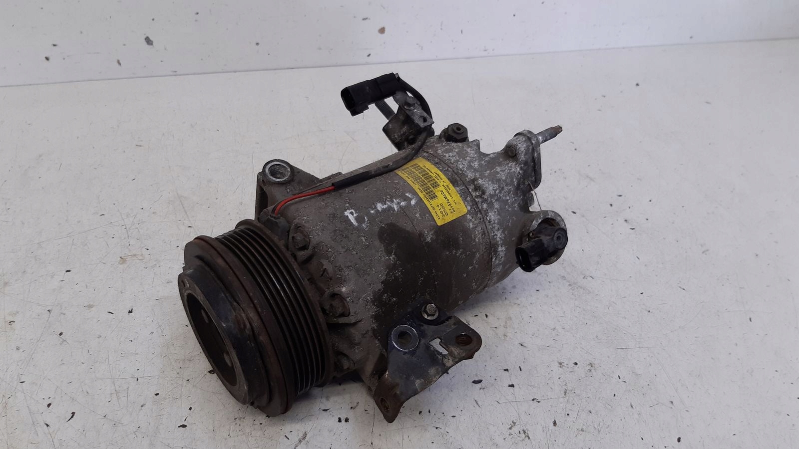 compressor of the air conditioning compressor; Ford B-MAX 1,0 Ecoboost