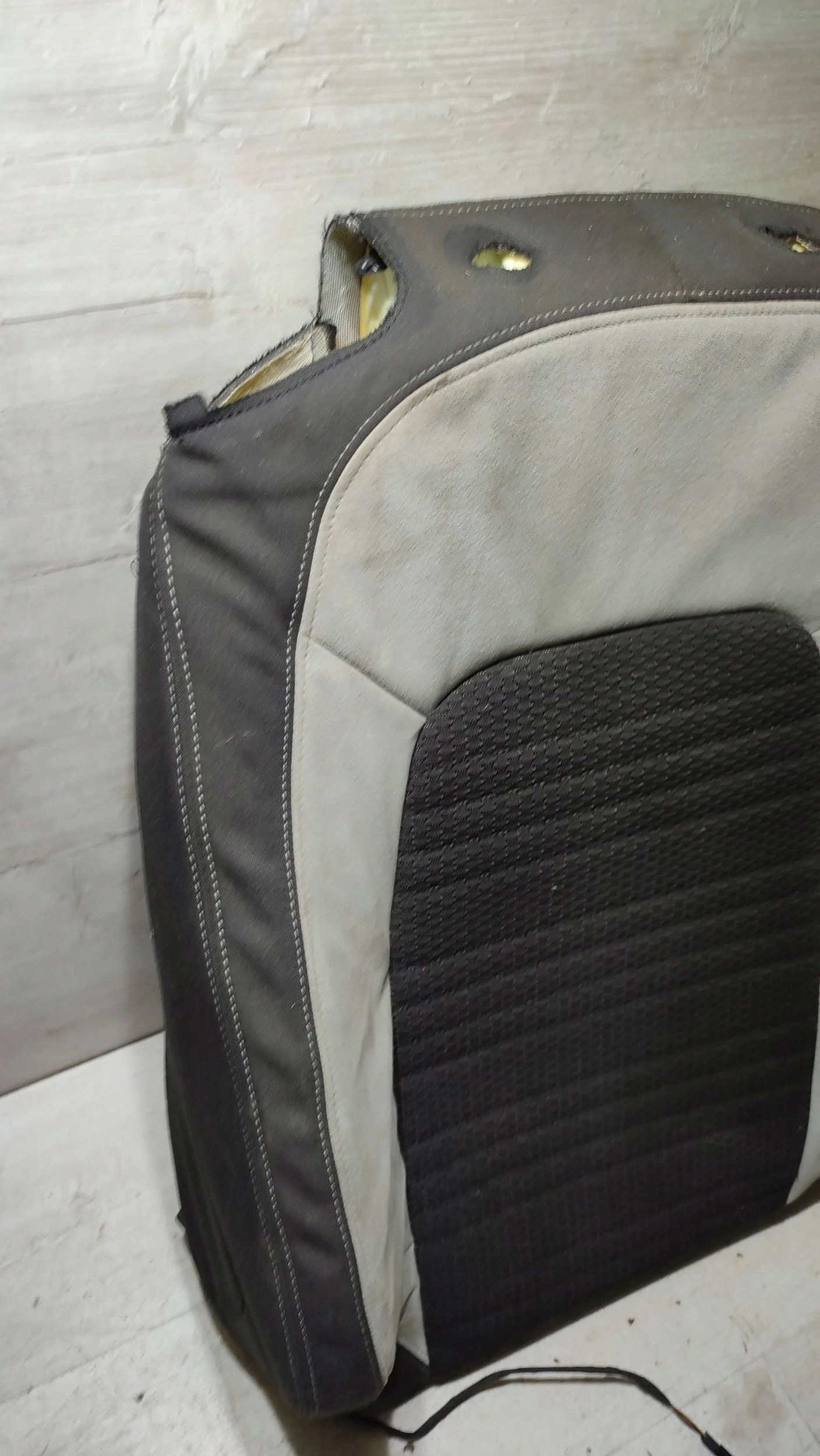 Volkswagen Scirocco 2013 front side right seat oparcie