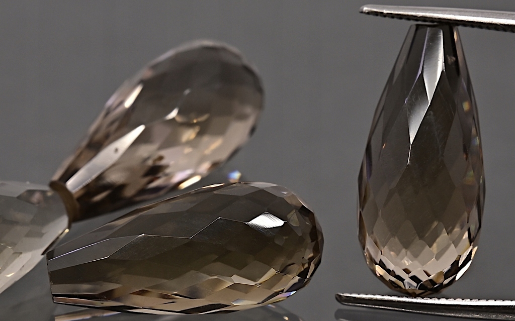 Kouřový křemen fazetovaný sopel 18,5x9,5 mm