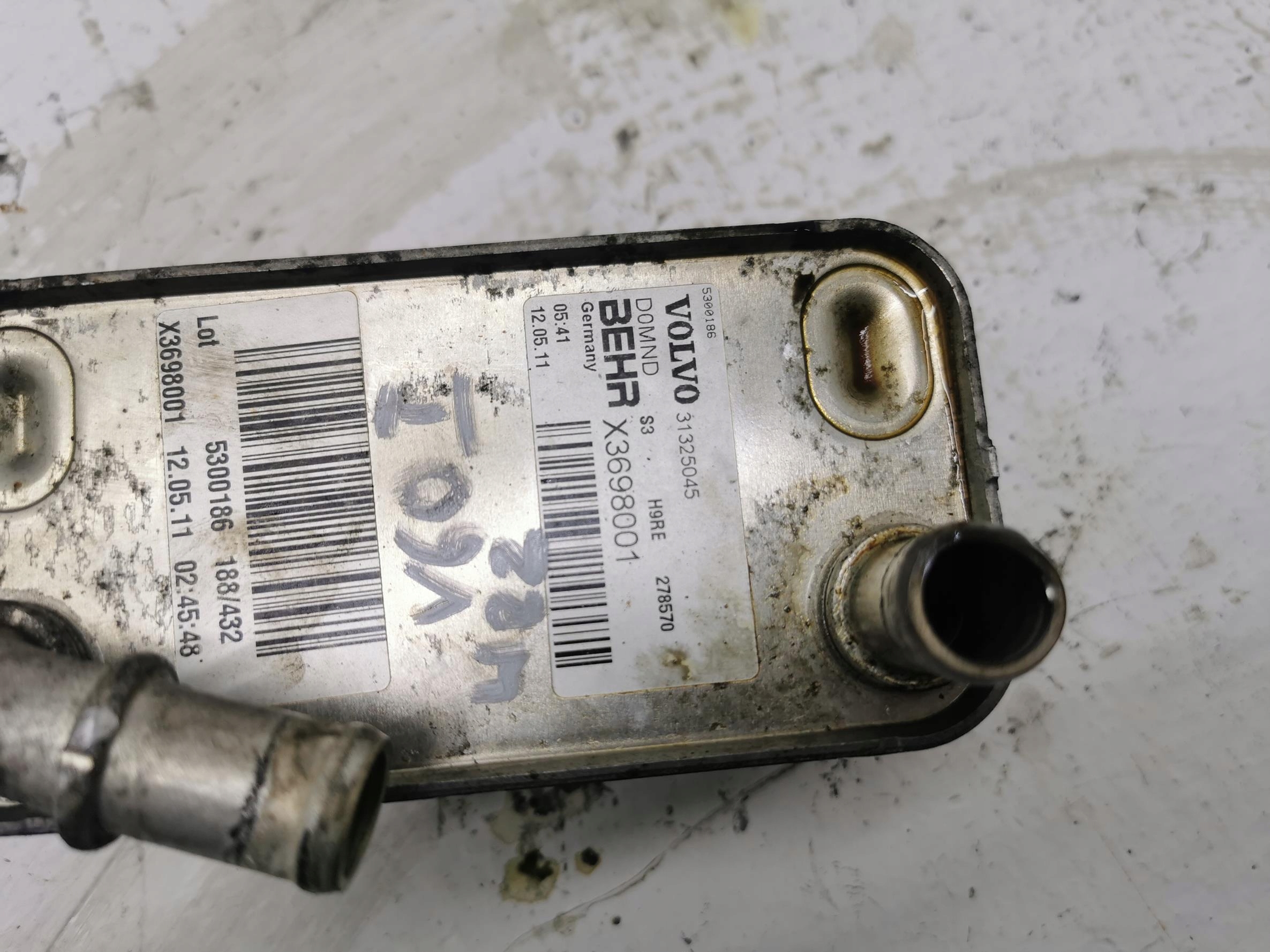 radiatore olio VOLVO V60 e 2.0 D 163KM 31325045