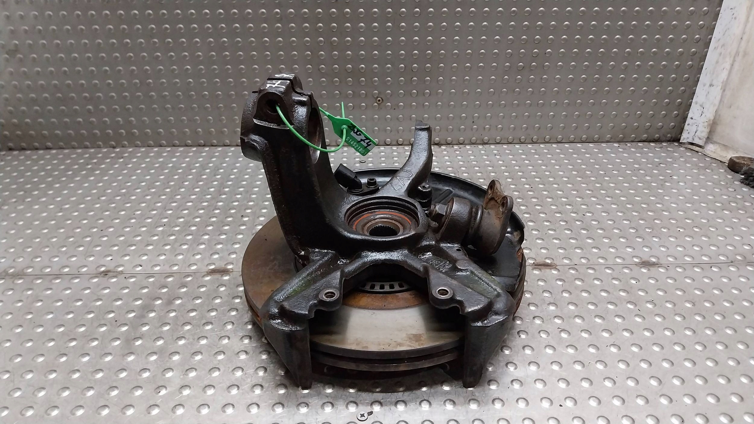 Mozzo FUSELLO Destra Anteriore 1J0407256AJ VW GOLF IV A3 8L OCTAVIA e LEON e 1.9TDI