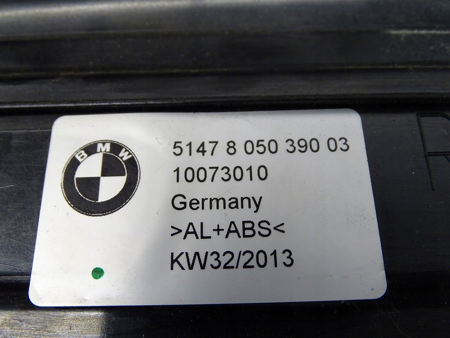 moulding threshold front BMW 6 10073010
