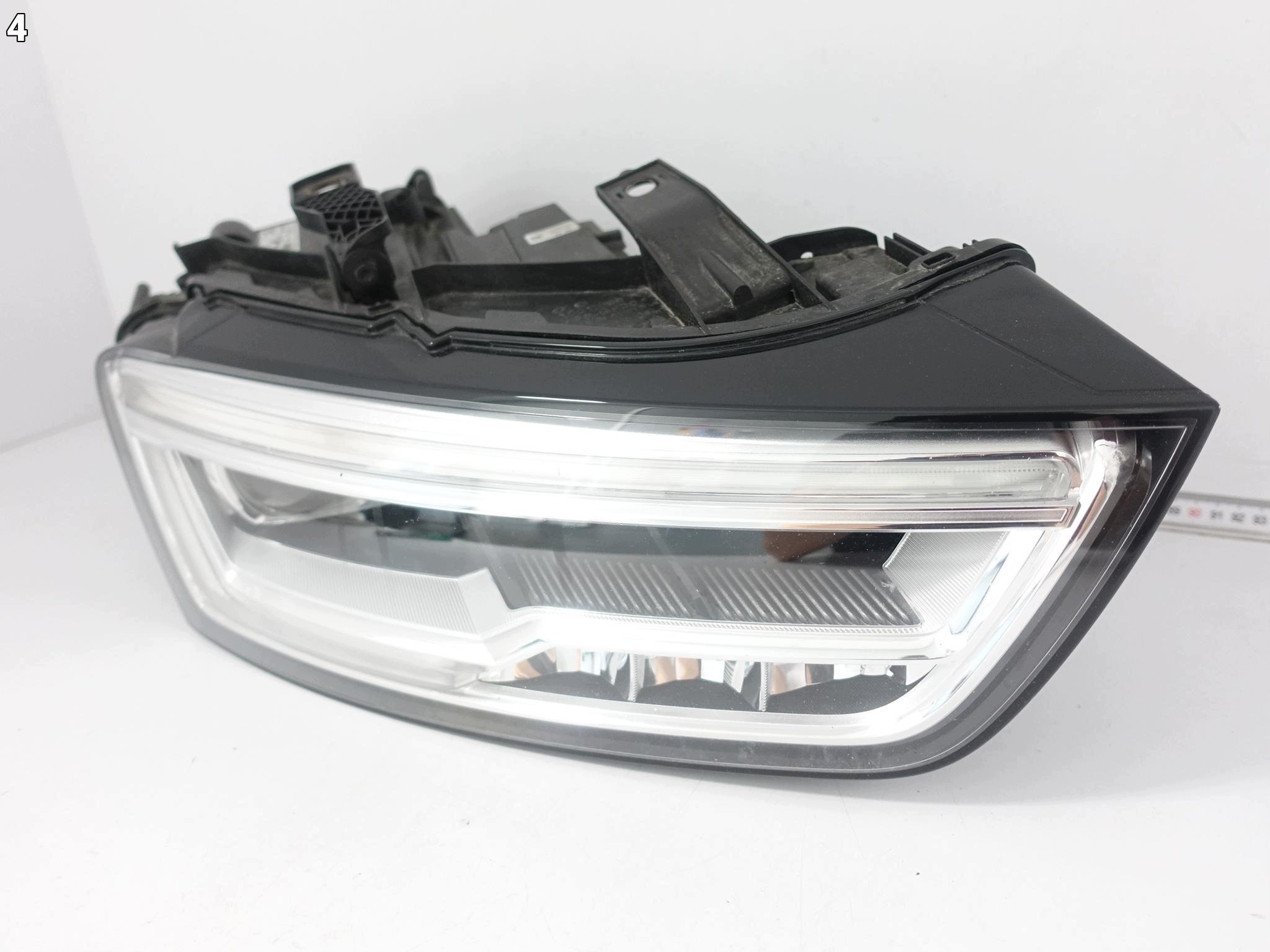 AUDI Q3 8U0 LIFT 14-18 light FULL LED right front EUROPA