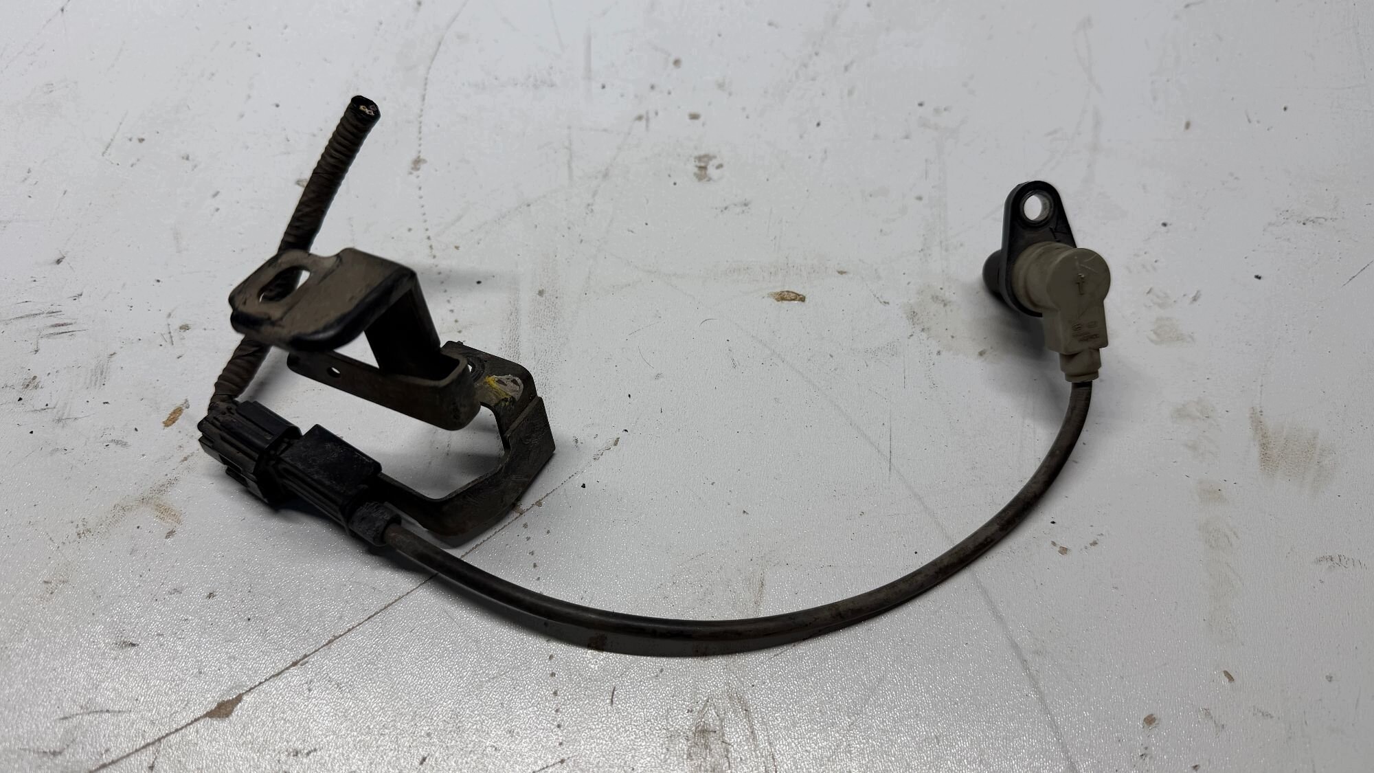 KIA CEED III 1.6 CRDI D4FE shaft position sensor 39180-2U021 18-25
