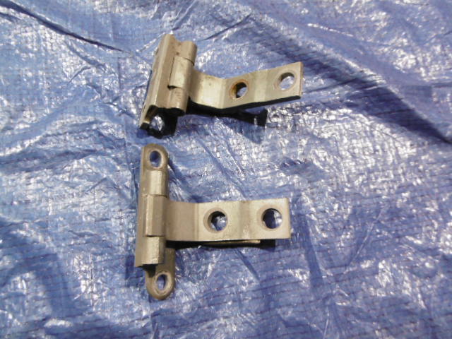 ДВЕРНЫЕ ПЕТЛИ ЛЕВАЯ ПЕРЕДНЯЯ В СБОРЕ LEXUS LS430