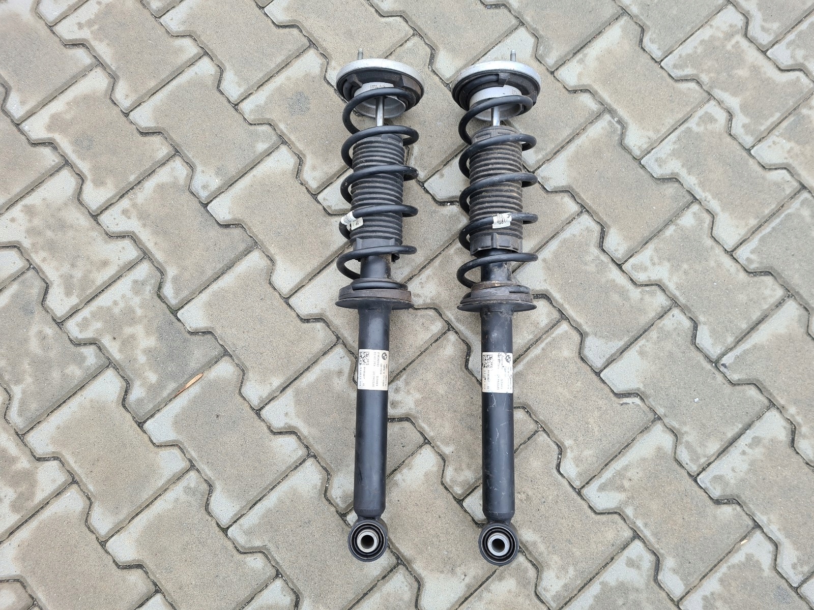BMW G30 STOSSDÄMPFER HECK 6866617