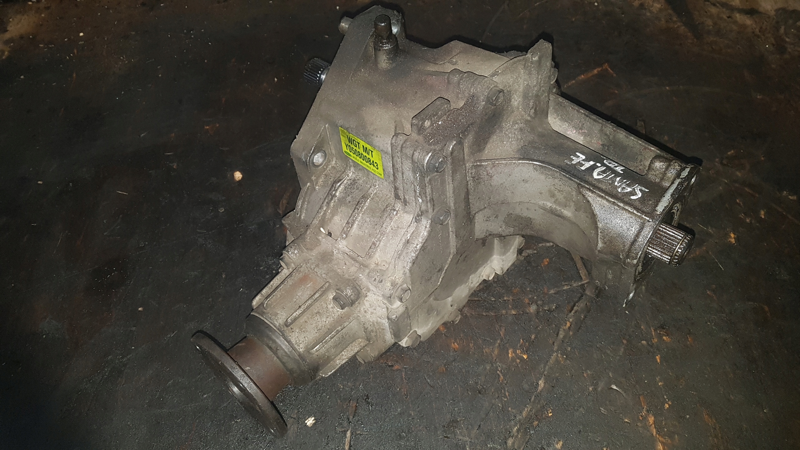 REDUKTOR cambio ingranaggi HYUNDAI SANTA FE e WGT M/T Y050800843