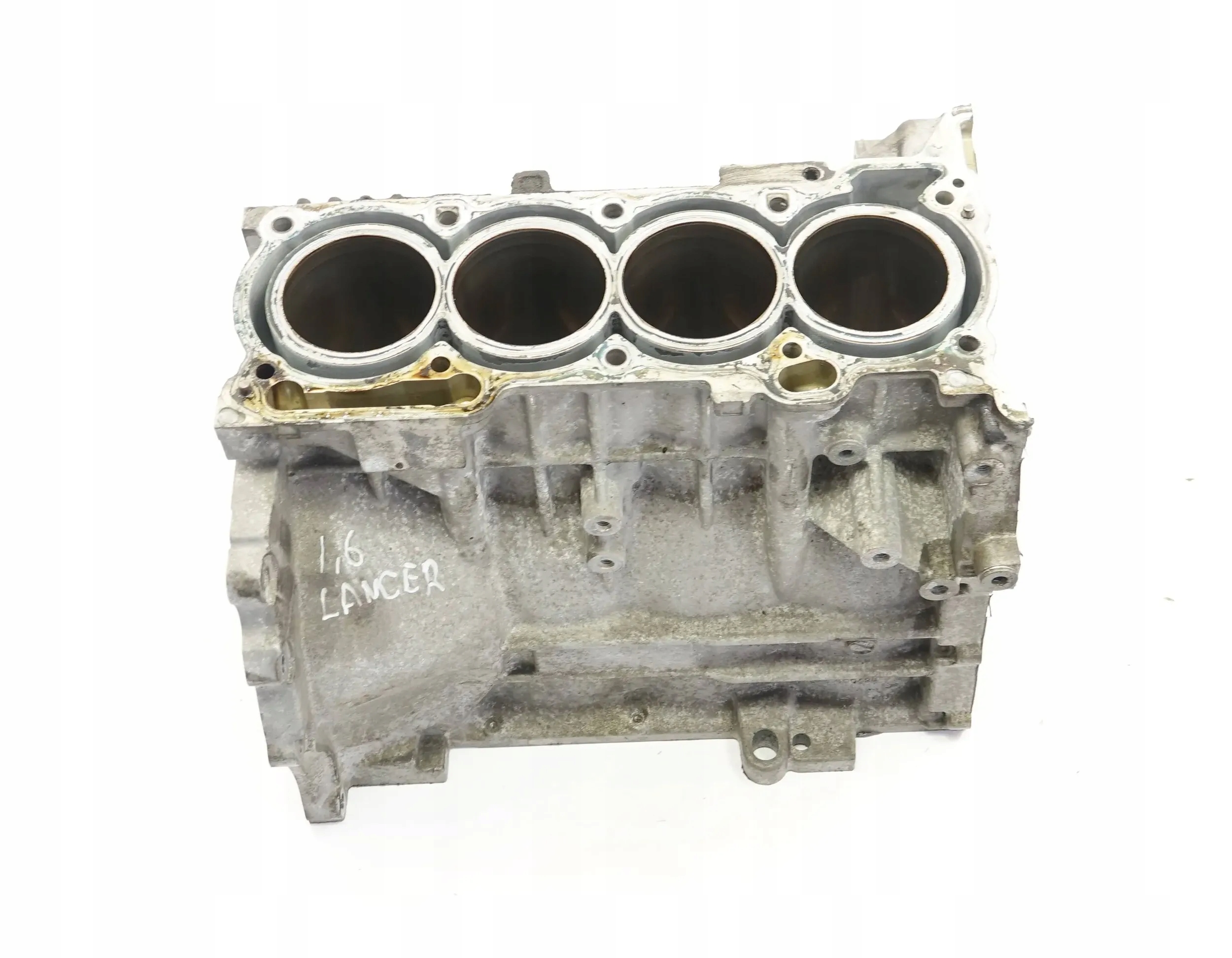 BLOK SILNIKA MITSUBISHI LANCER VIII 1.6 4A92