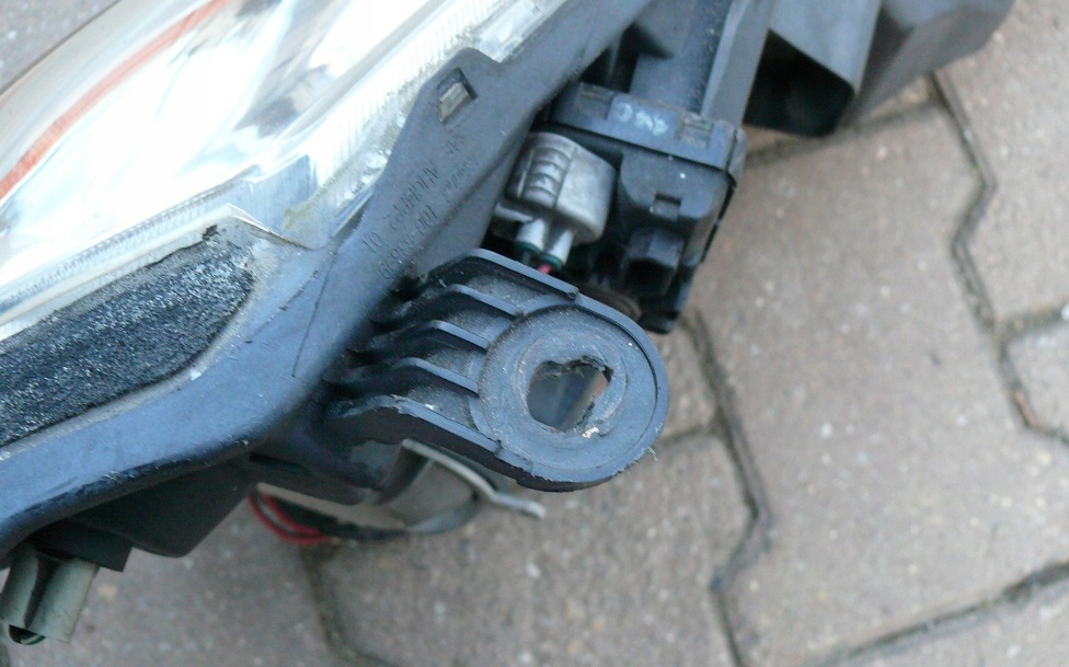light REFLEKTOR BI-XENON left front NISSAN MURANO 1 and Z50 EU