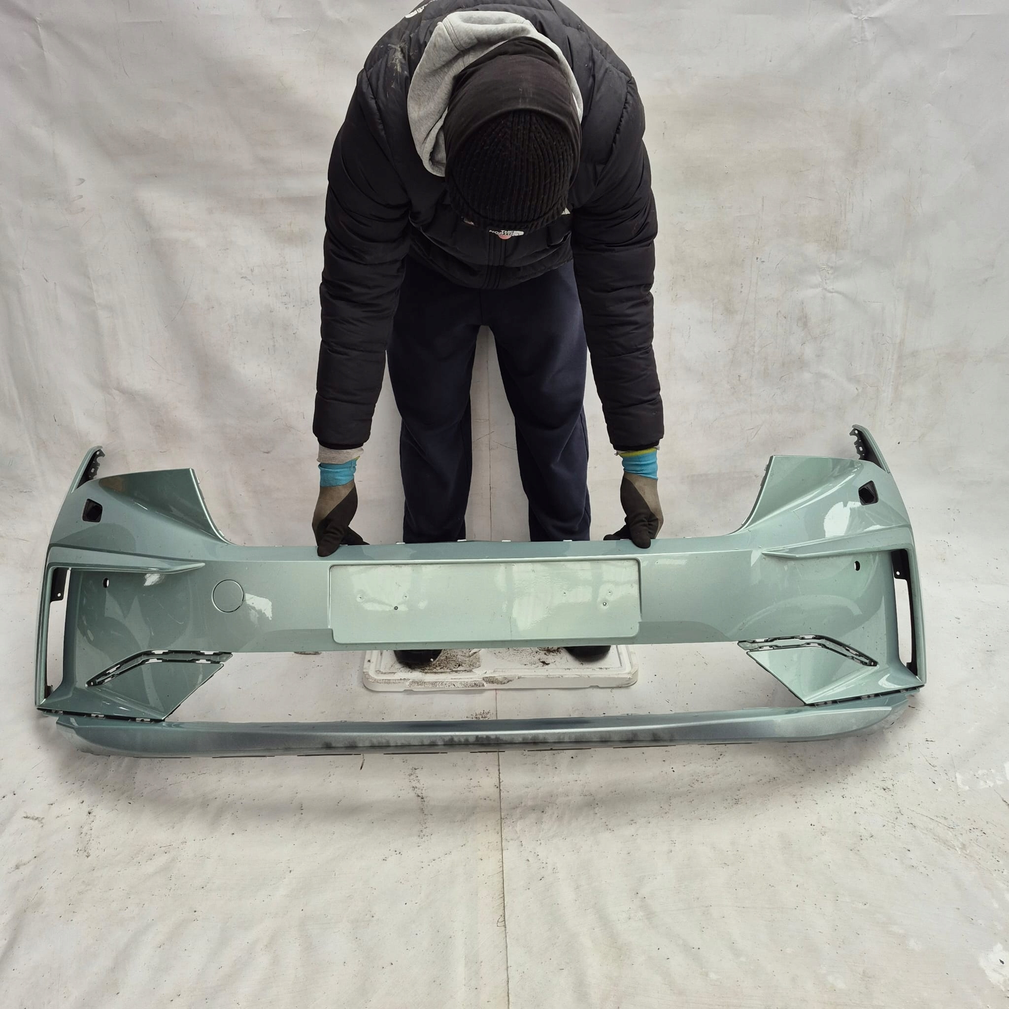 SKODA ENYAQ IV 20-> bumper front front washer PDC