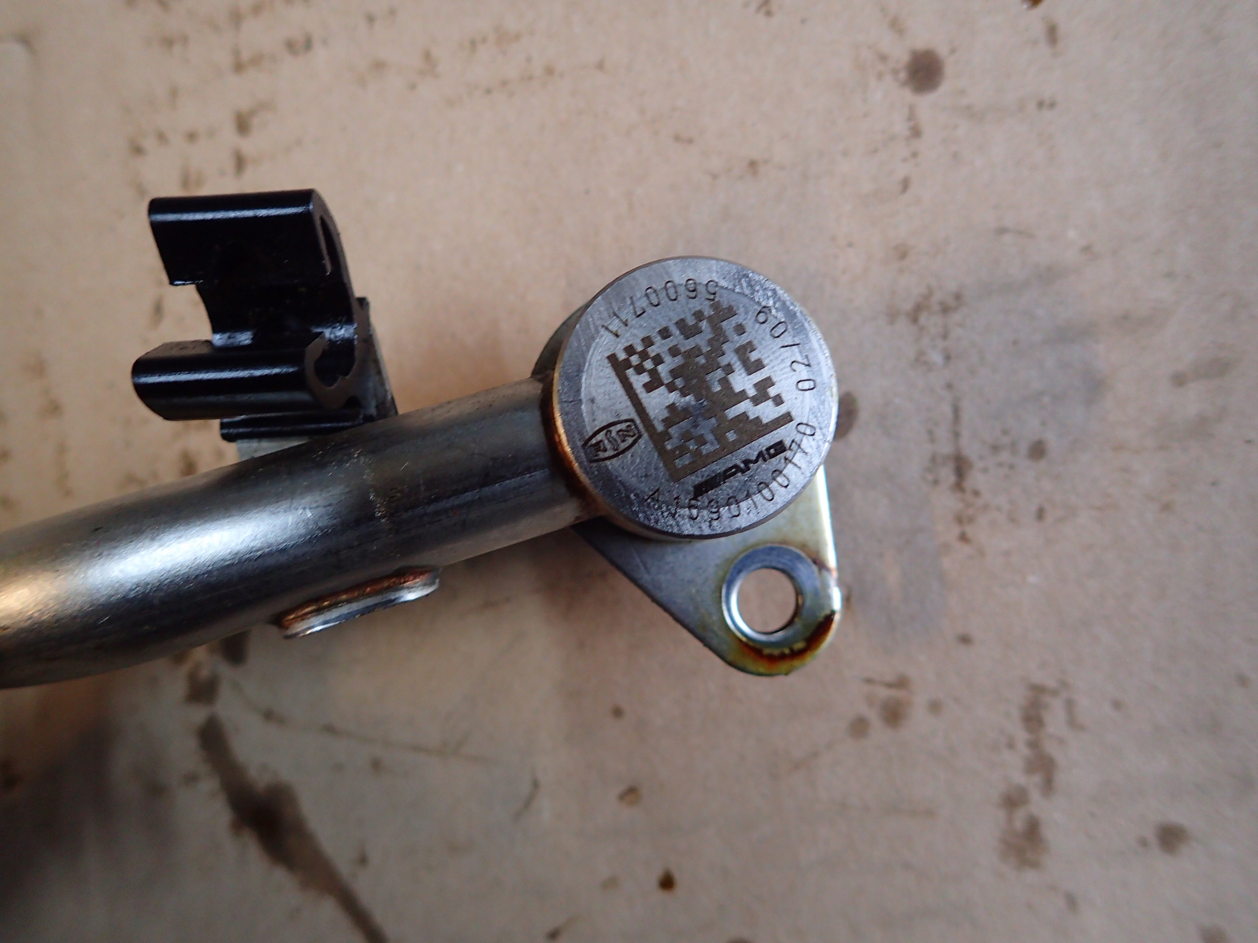 MERCEDES SLS A197 6.3 AMG шланг A1590100170