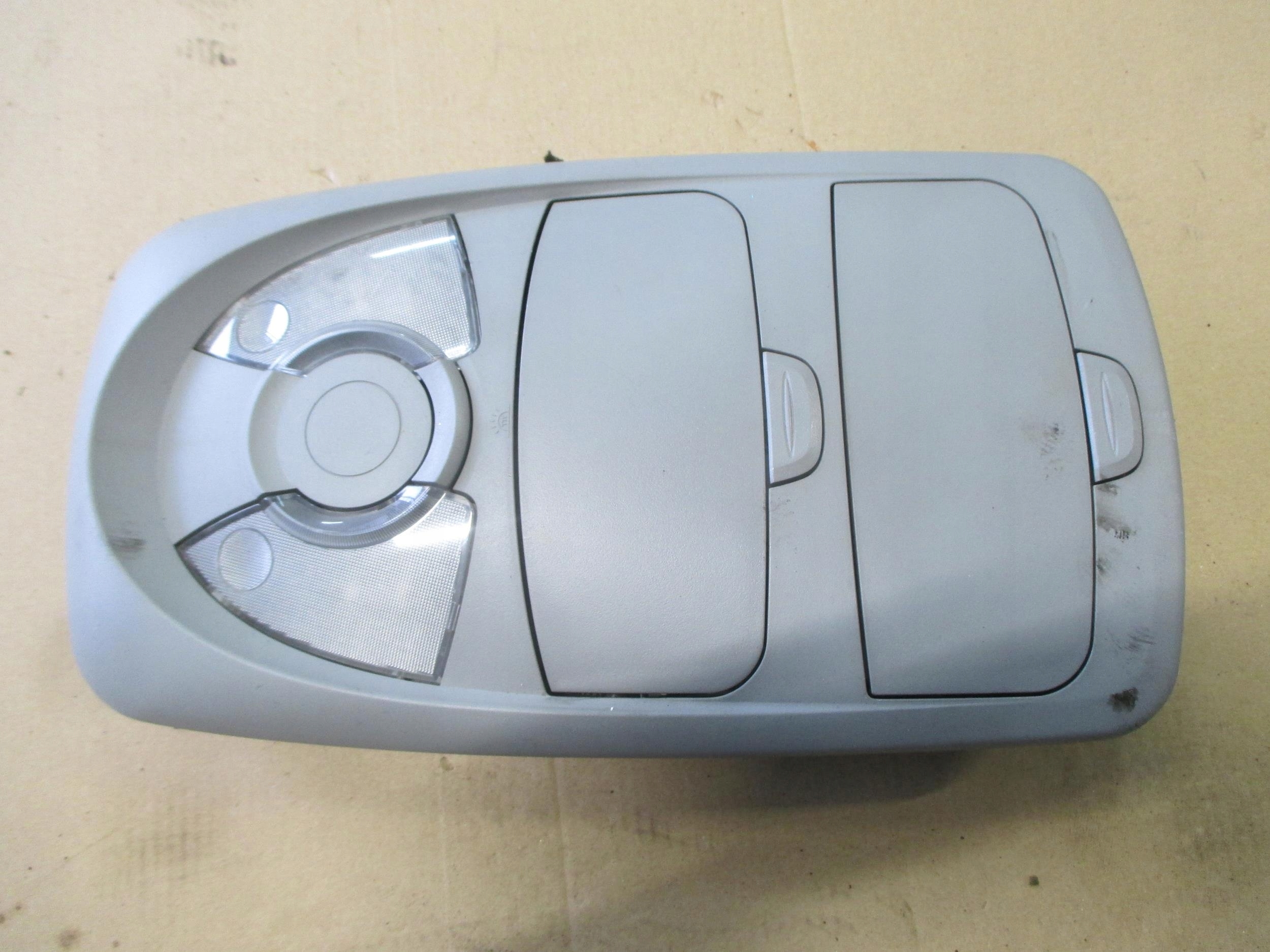 SSANGYONG KYRON 05-14 LAMPKA Z DACHU