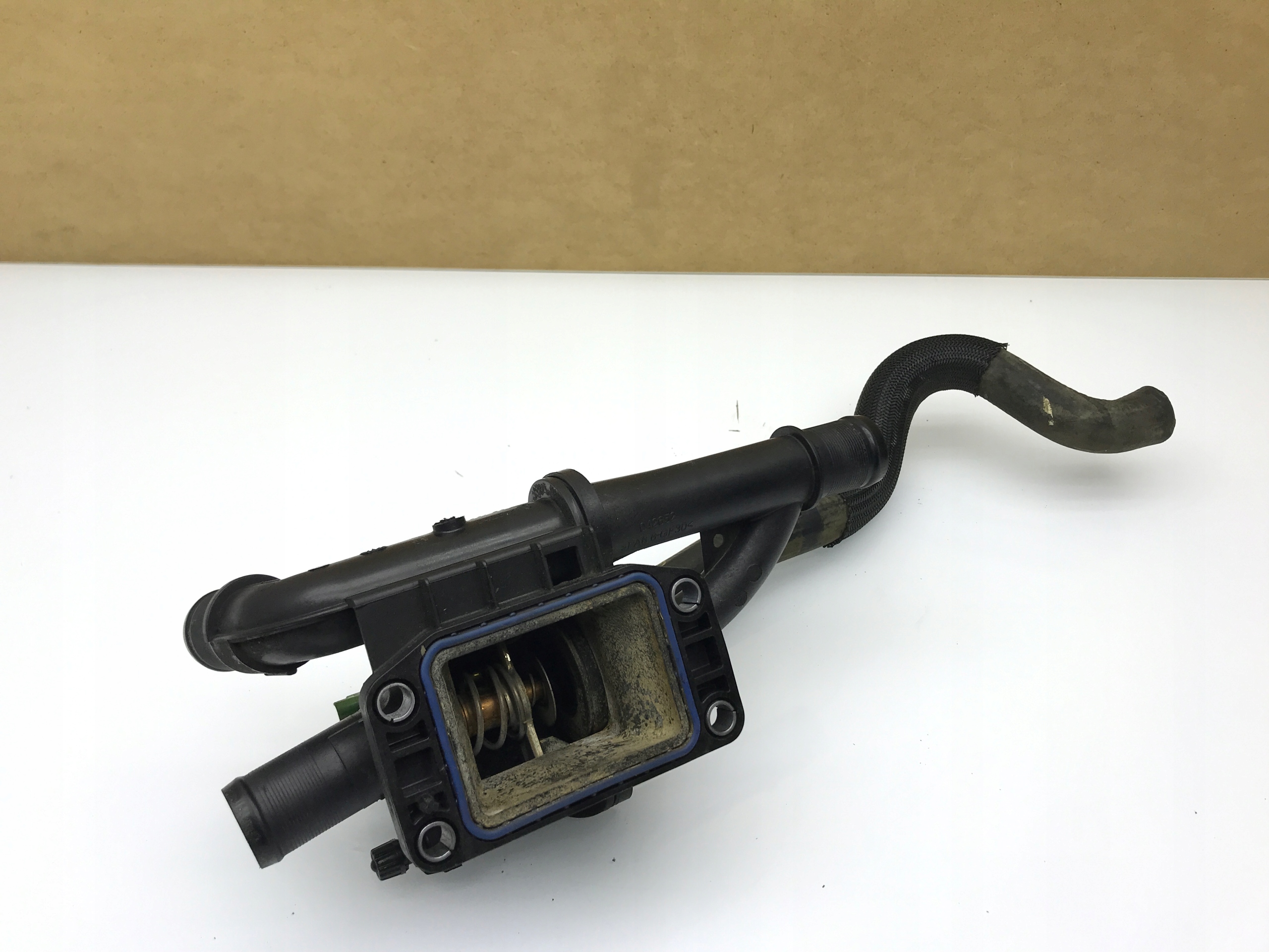 C3 PICASSO 1.6 HDI TERMOSTAT OBUDOWA TERMOSTATU Producent części Citroen OE