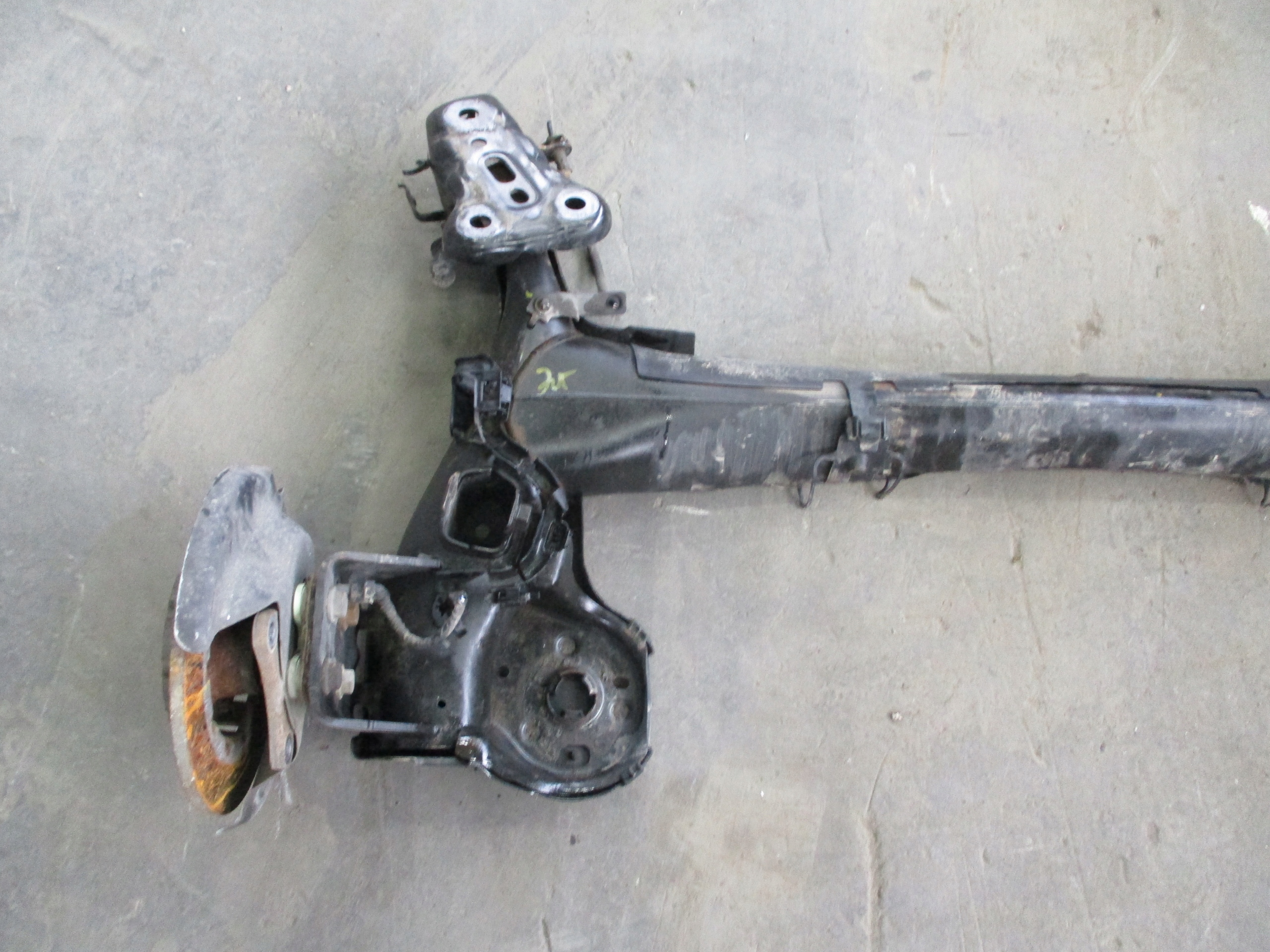 axis rear sususpension CITROEN C4 III 1,5HDI 23R