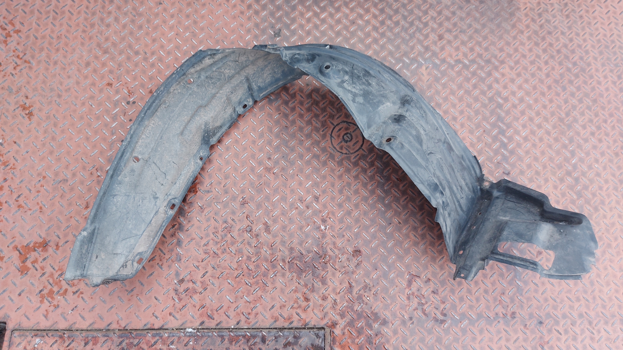 mudguard left front TOYOTA COROLLA E12 02-04 sedan KOMBI