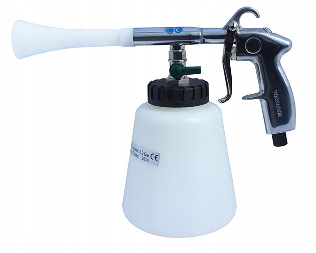 Pistolet do czyszczenia tapicerki dywanów TORNADOR Pojemność zbiornika na czystą wodę 1 l