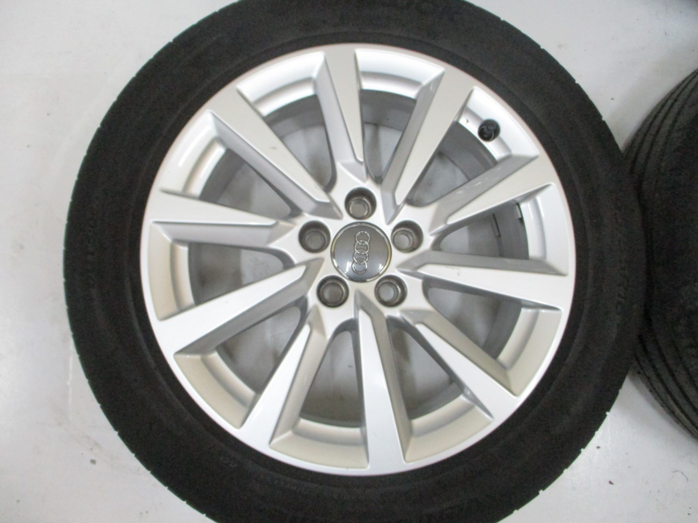 wheels discs tyres AUDI A1 82A R16 82A601025C