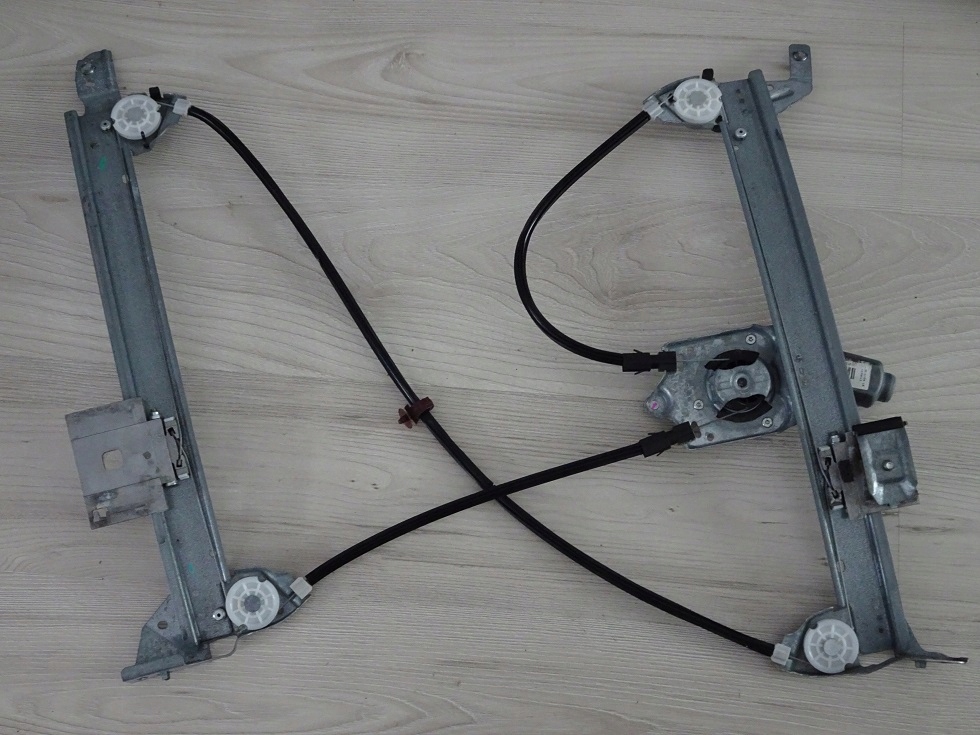 MEGANE 2 II CC CABRIO PODNOŚNIK SZYBY PRZÓD PRAWY 2002-2009 ORYGINAŁ