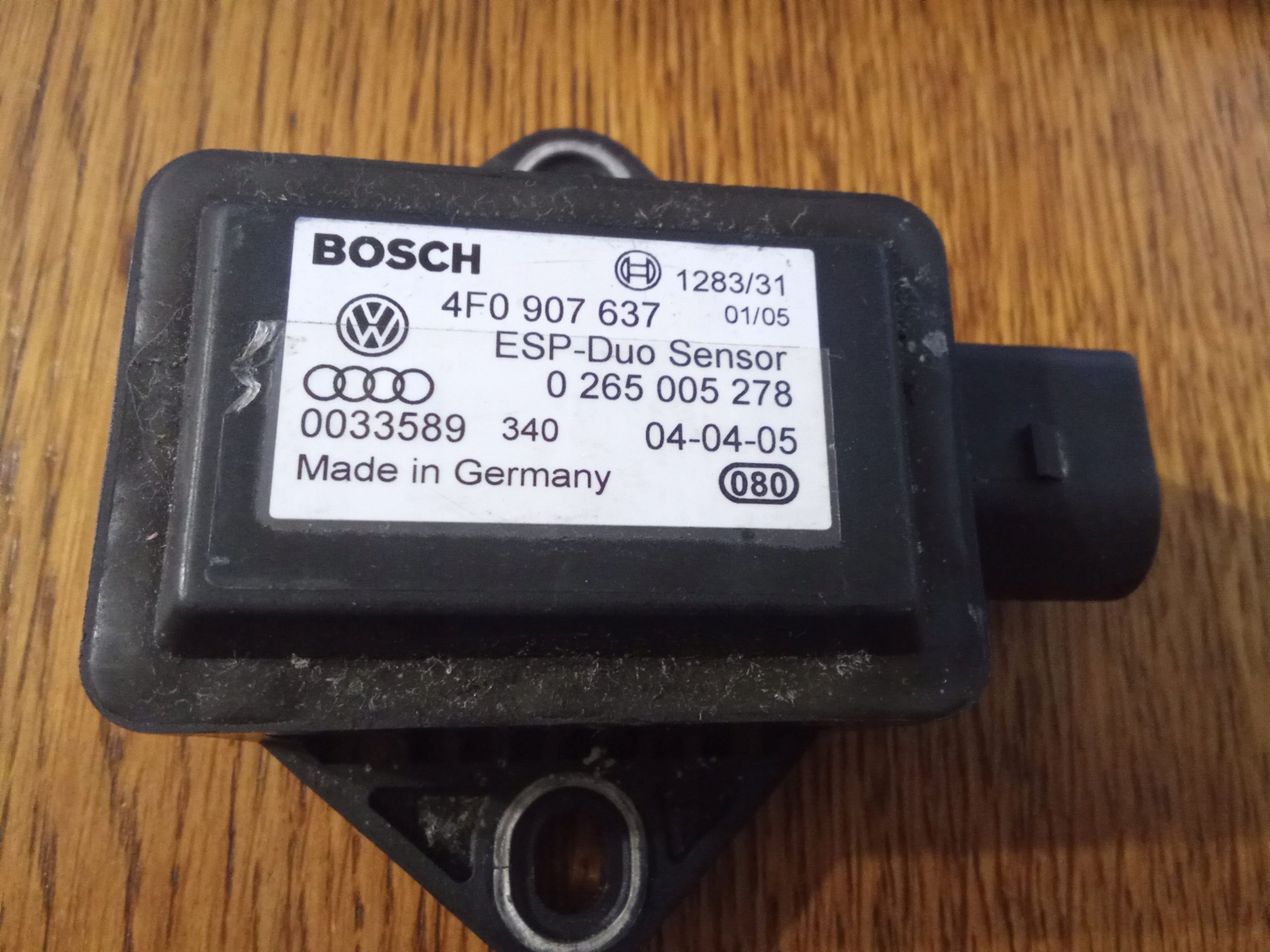 CZUJNIK MODUŁ ESP VOLKSWAGEN AUDI 4F0907637