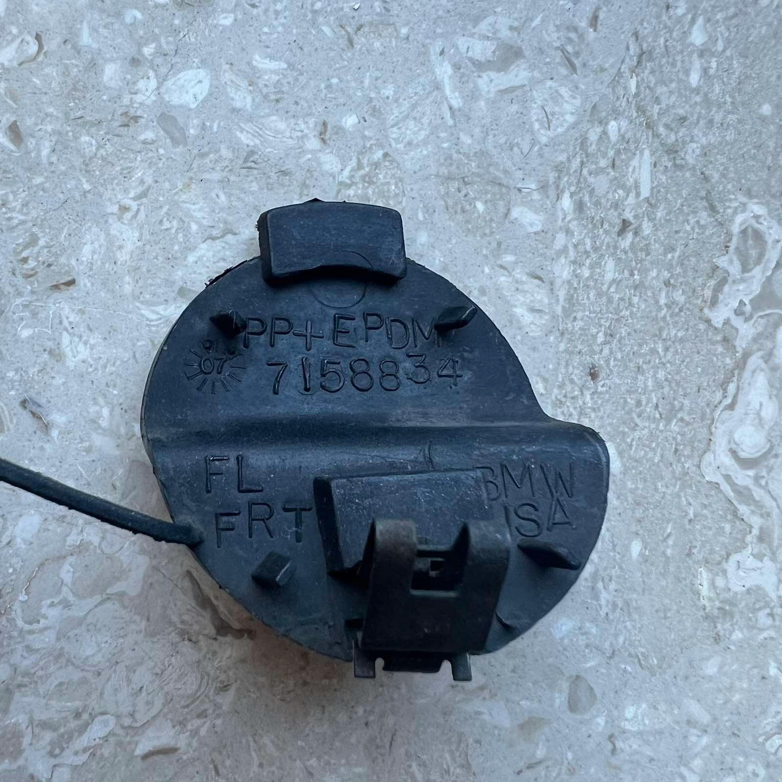 BMW Z4 E85 E86 LIFT Abschleppöse der Stoßstange vorne 7158834