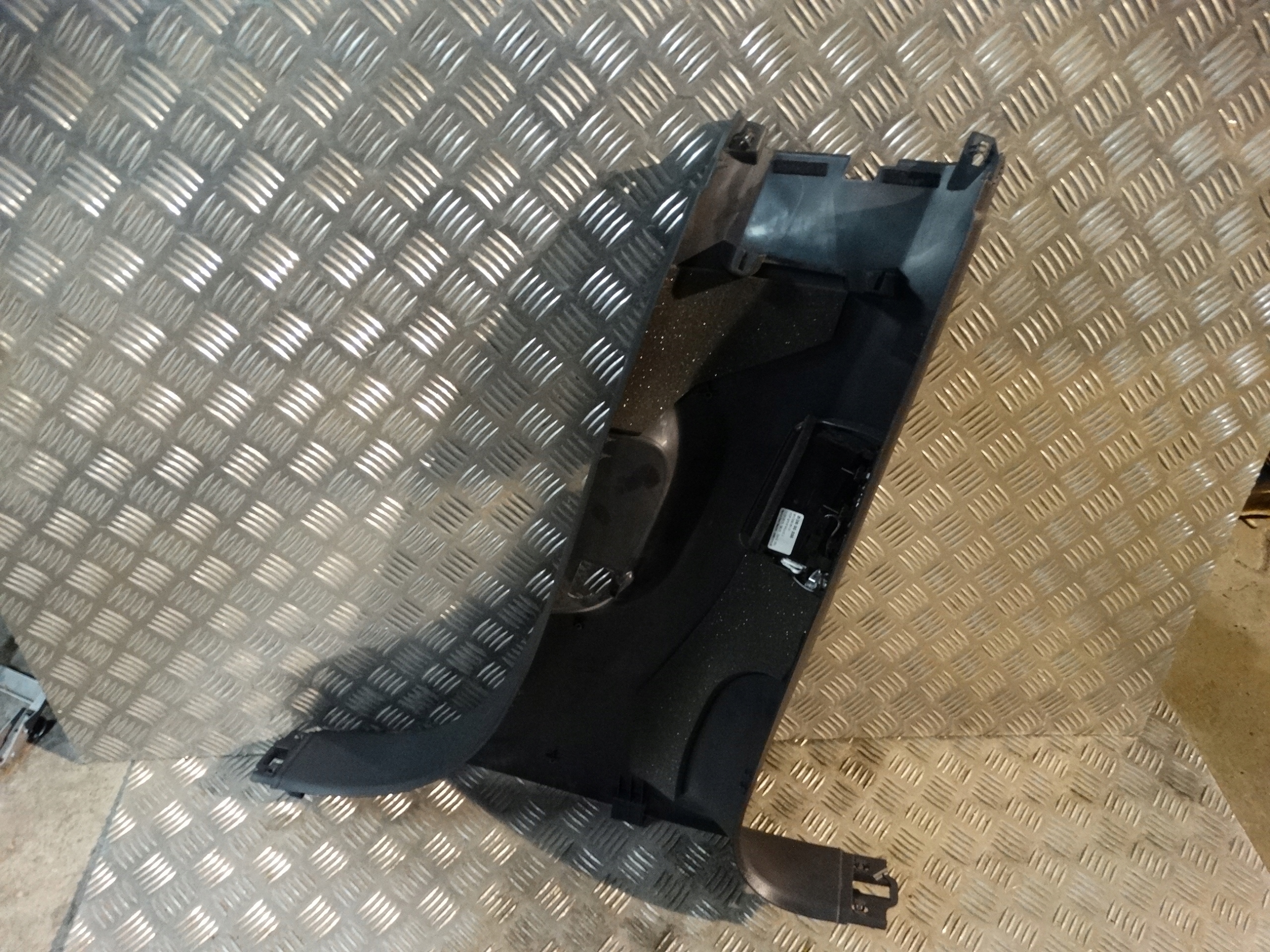 cover pillar left grid PORSCHE PANAMERA 970 1 9