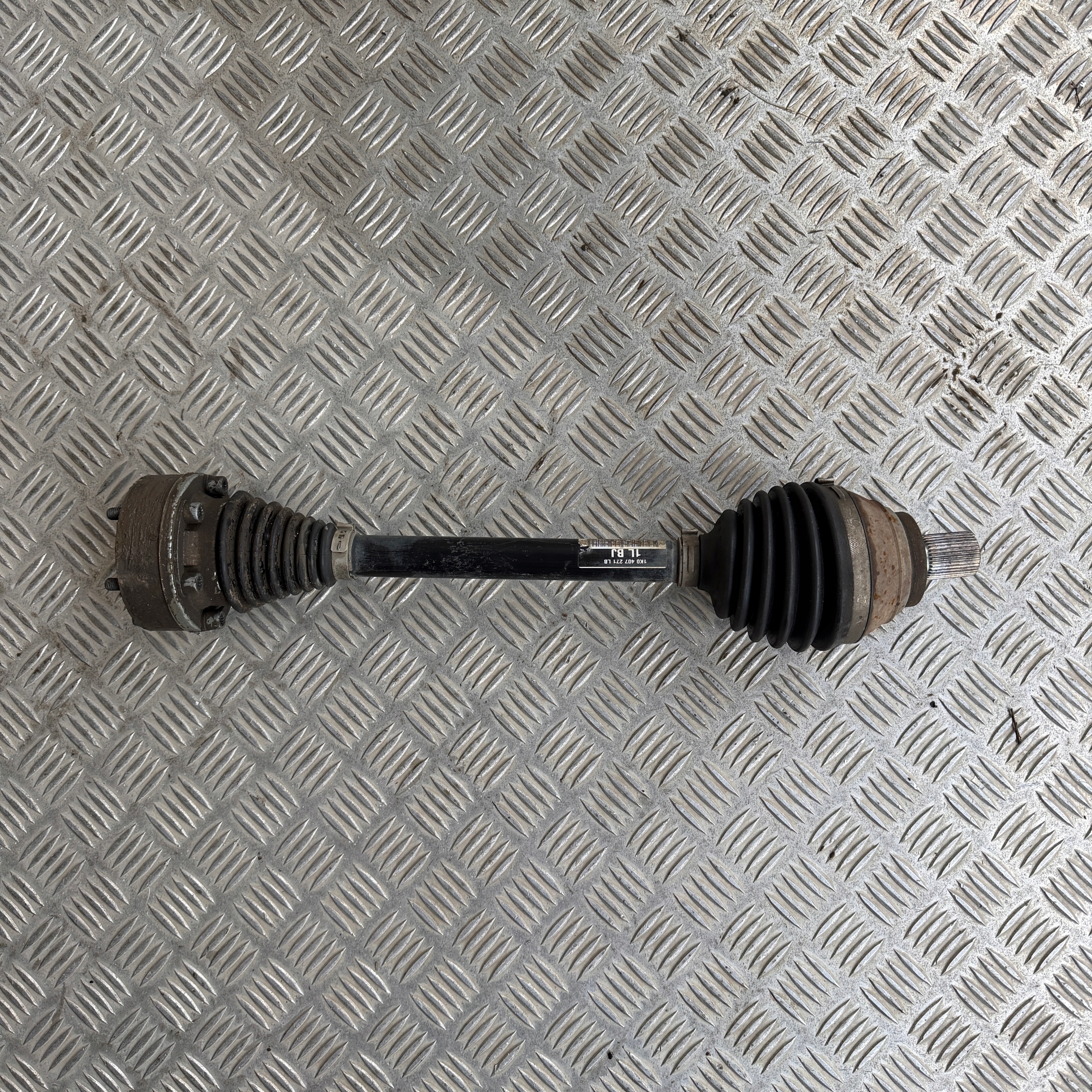 semi-axis complete front left AUDI SEAT SKODA VW 1.6 TDI 1K0407271LB