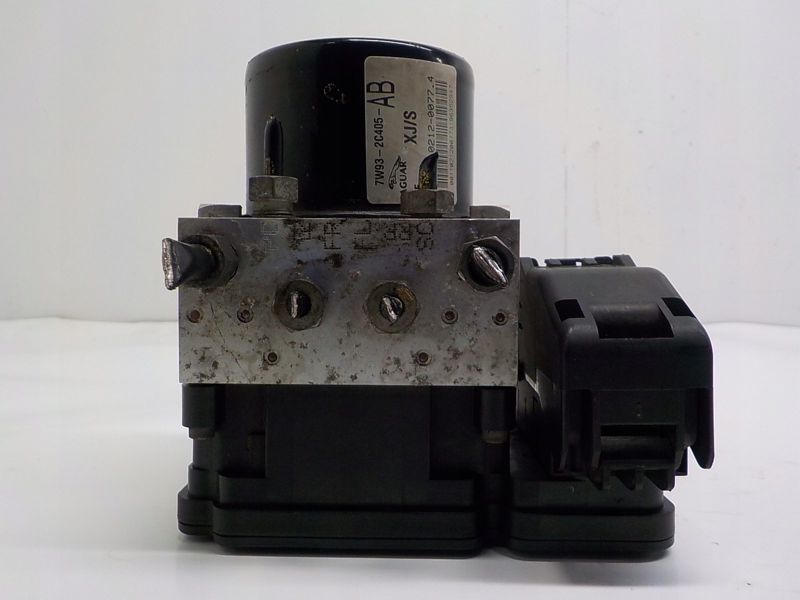 JAGUAR XJ X350 pump ABS DSC 7W93-2C405-AB