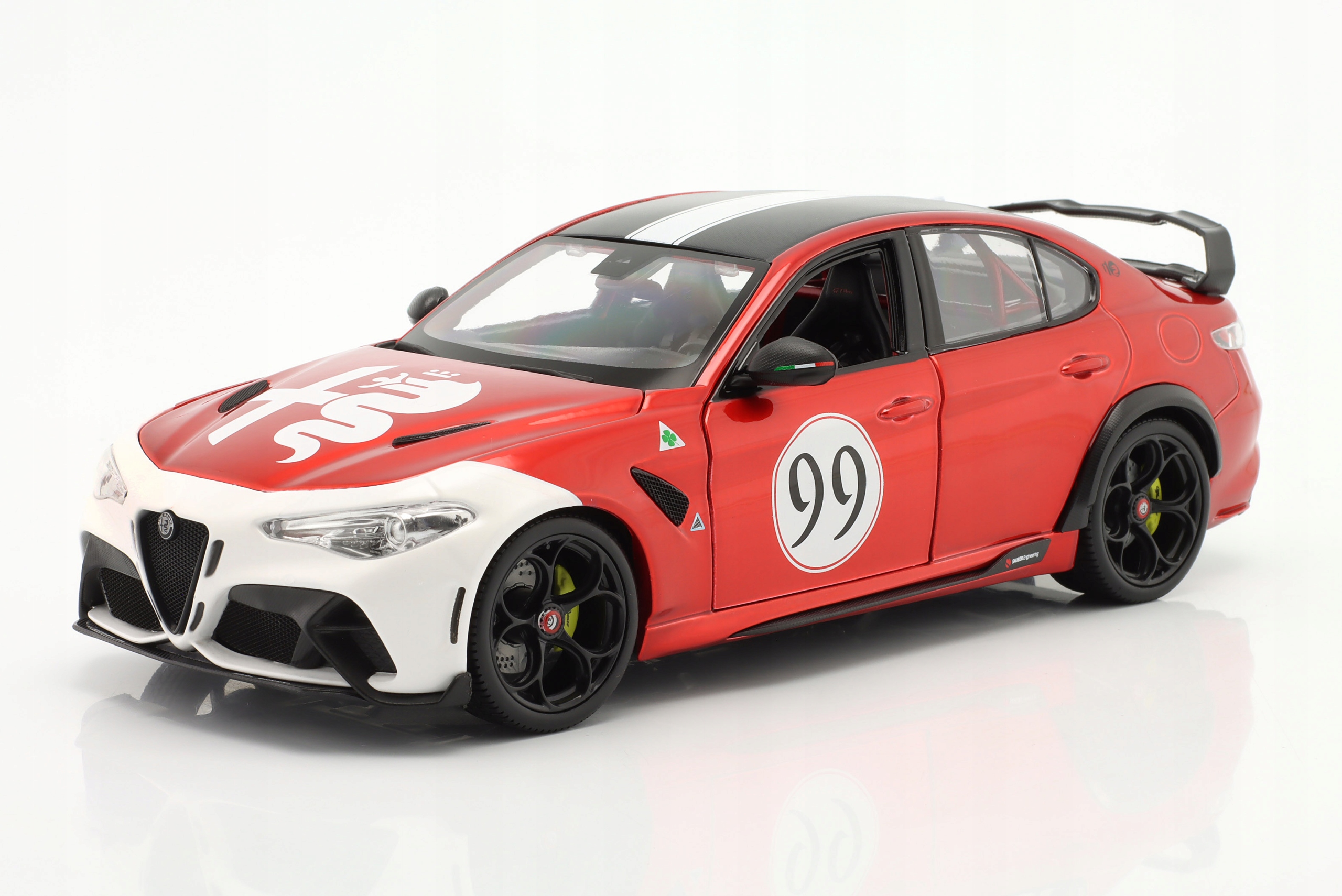 Alfa Romeo Giulia GTAm Gta M #99 2020 Red White Bburago 1:18 1/18 11049