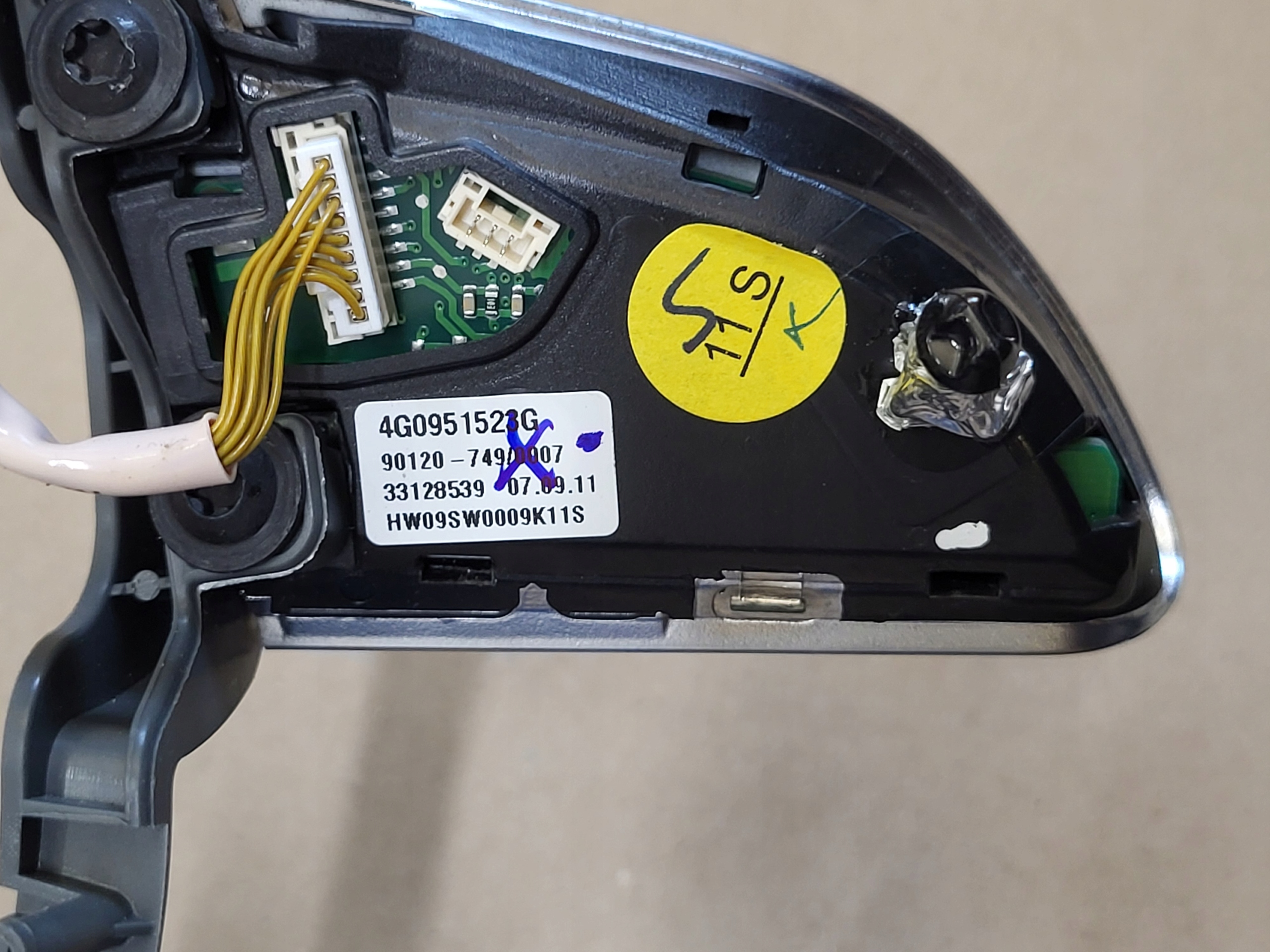 Commandes PRZYCISKI Z Volant MULTIFUNKCYJNEJ AUDI A4 B8 A6 C7 A7 4G