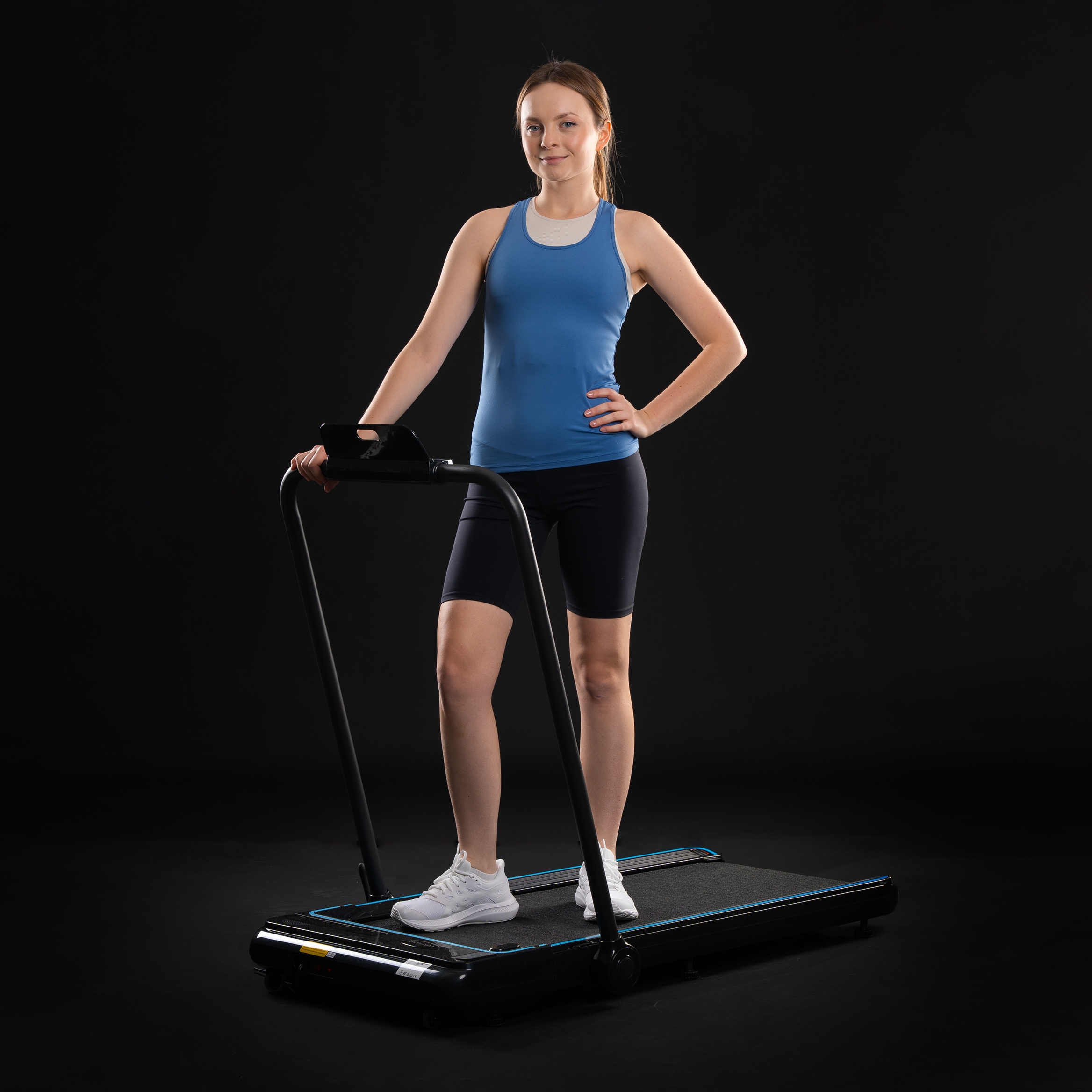 BIEŻNIA ELEKTRYCZNA DOMOWA CORCIANO GIRO SKŁADANA 130KG 3HP Waga produktu 35 kg