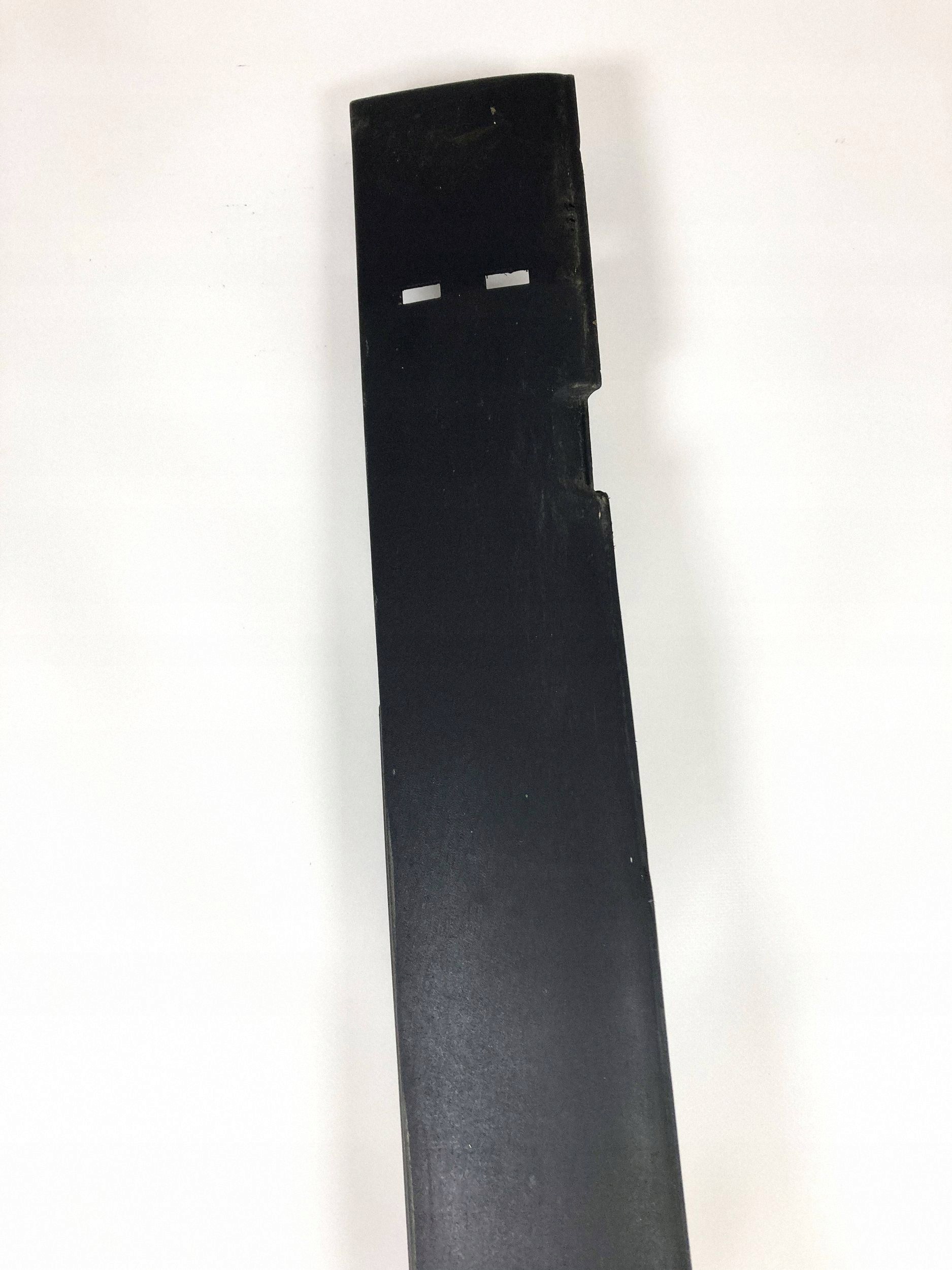 Dodge Challenger Widebody 2018+ cap threshold threshold moulding right