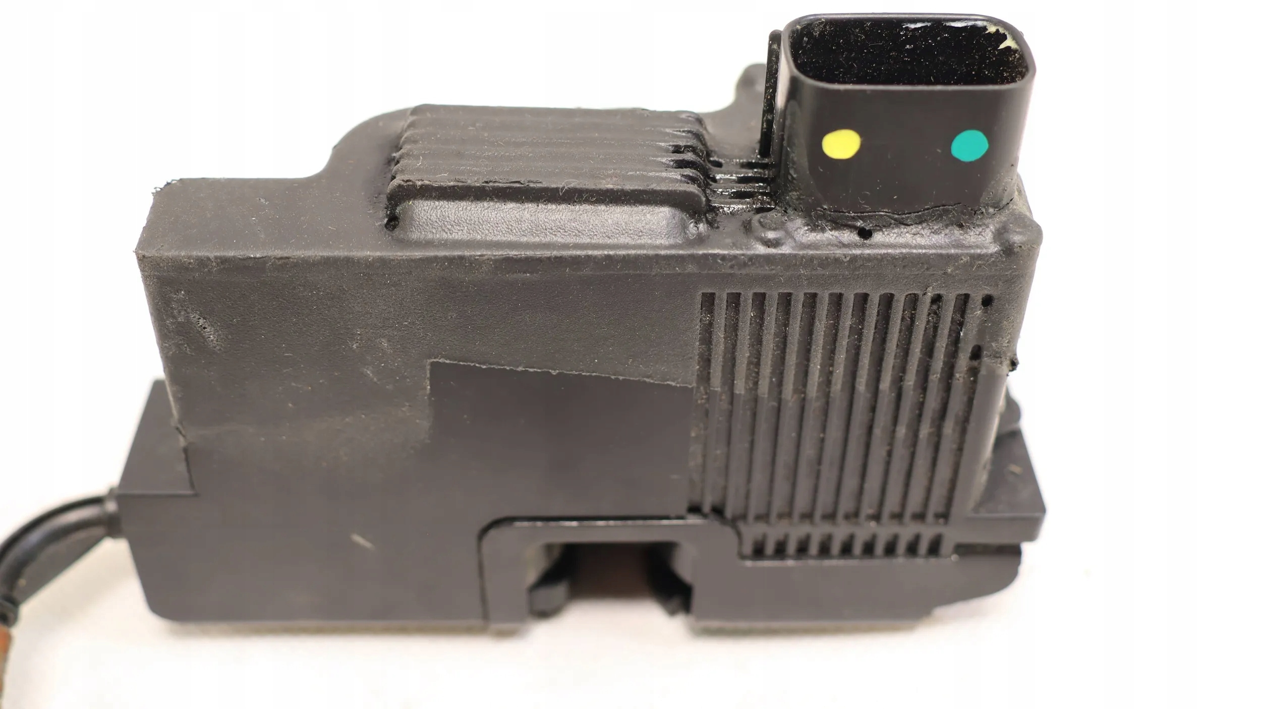 TESLA MODEL X ZAMEK DRZWI PRZÓD PRAWY 1084917-00-C Typ samochodu Samochody osobowe