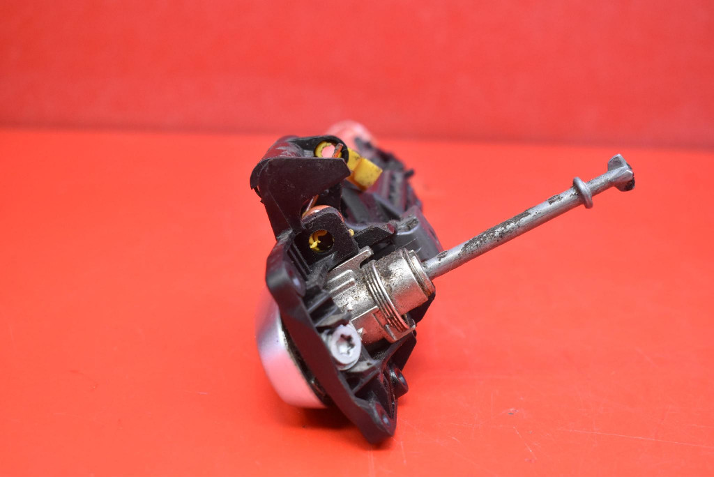 handle left front front SREBRNA DAIHATSU SIRION 2 II M300 LIFT 07-13
