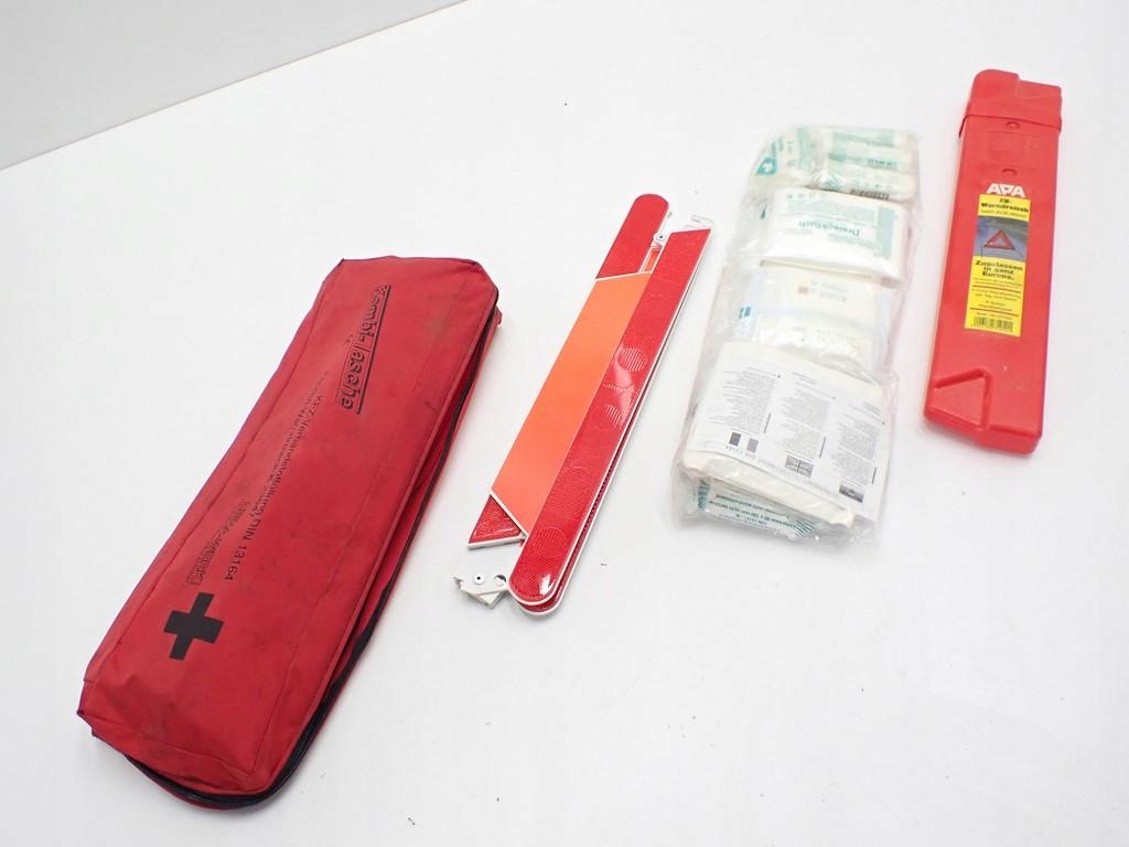 TRÓJKĄT OSTRZEGAWCZY APTECZKA CHEVROLET AVEO II T250 09R