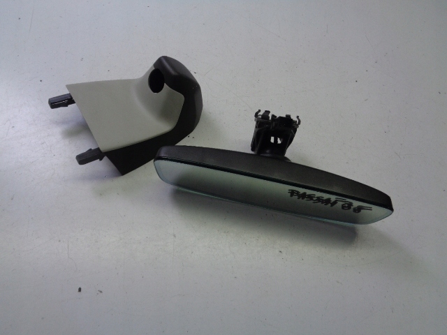 LUSTERKO WEWNĘTRZNE VW PASSAT B8 2014-