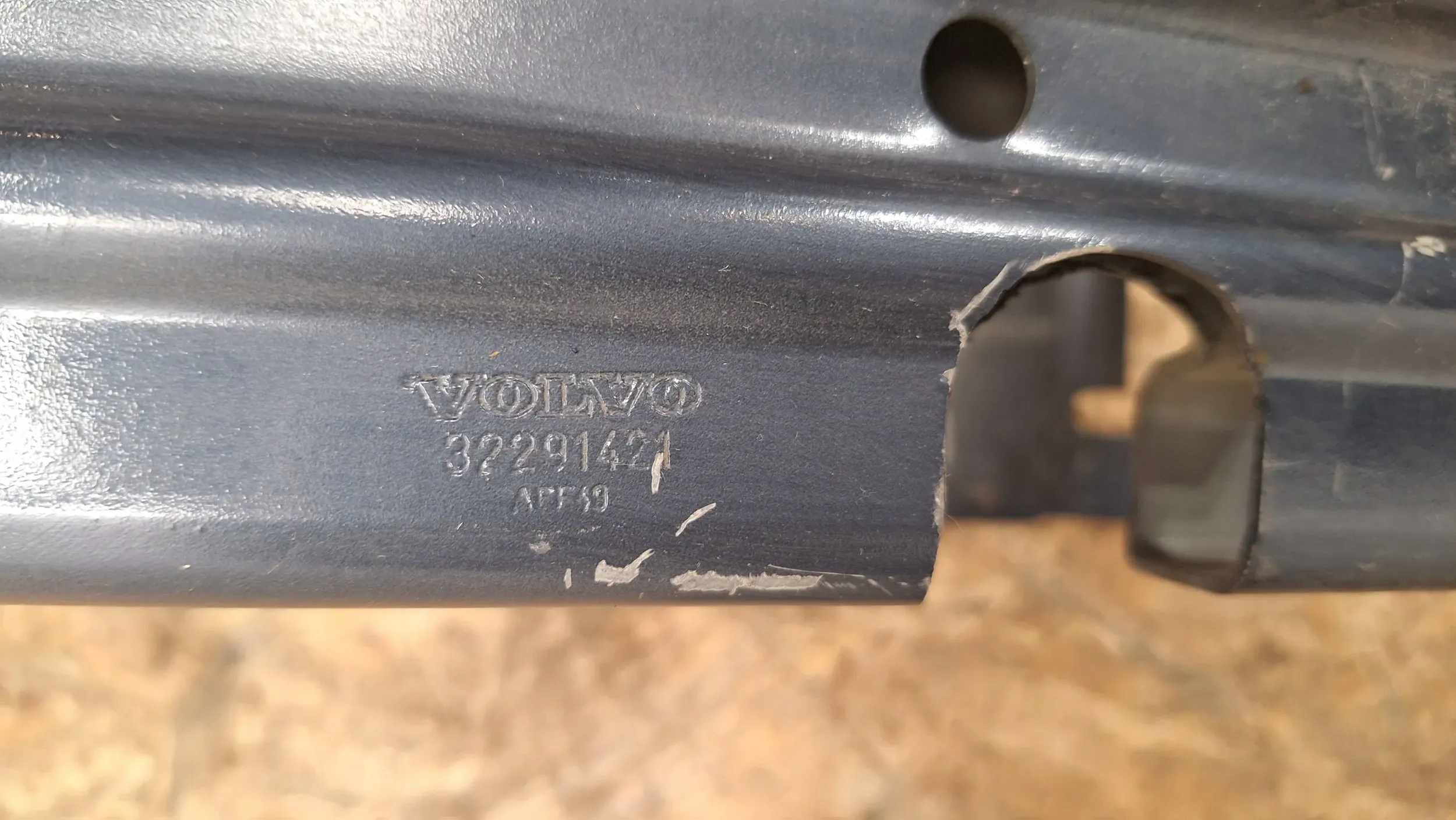 bumper support rear part 32291421 Volvo XC40 18