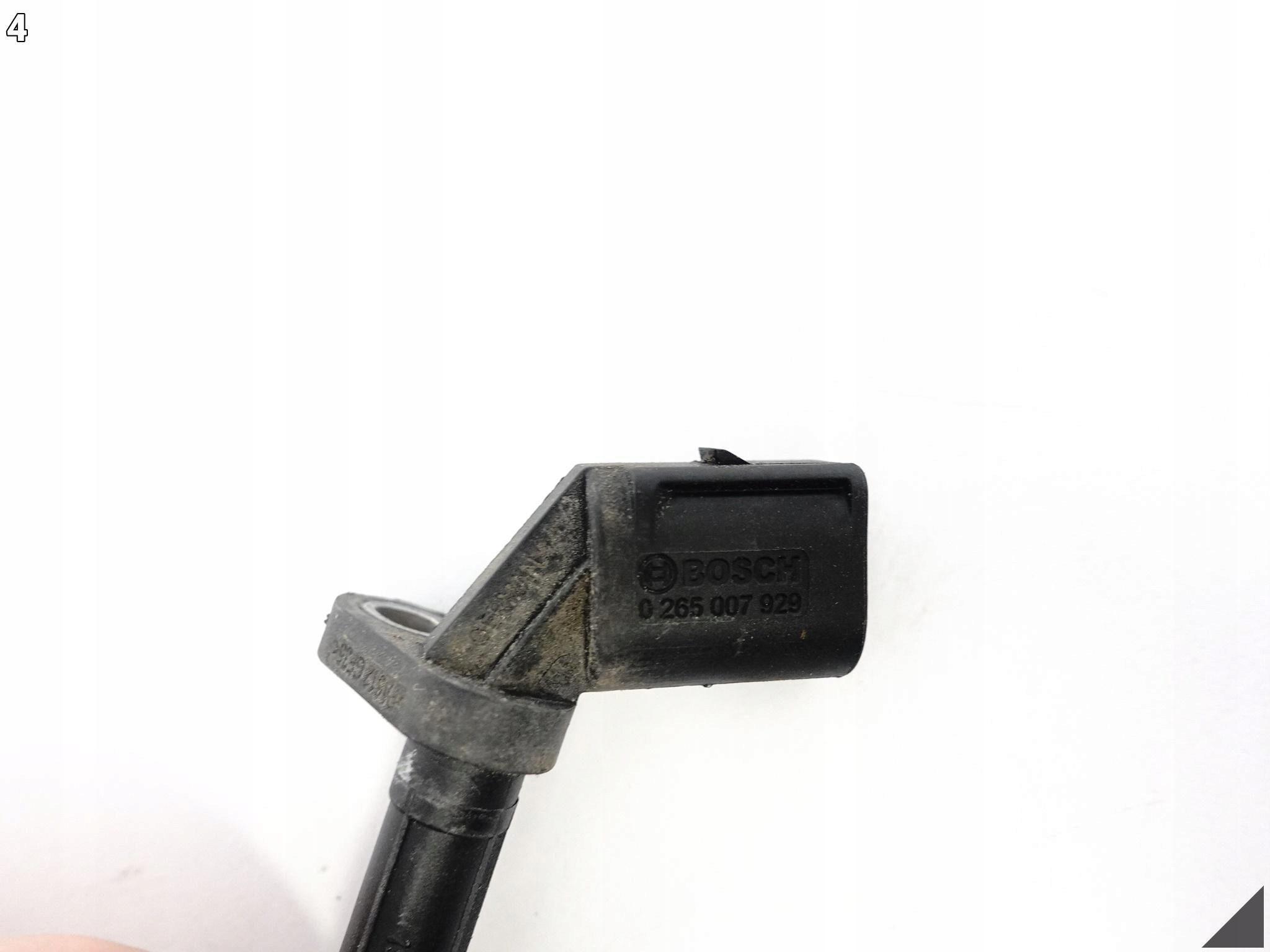 AUDI A8 S8 A7 S7 A6 S6 RS6 A5 S5 A4 S4 RS4 Q5 sensor PREDKOSCI ABS left