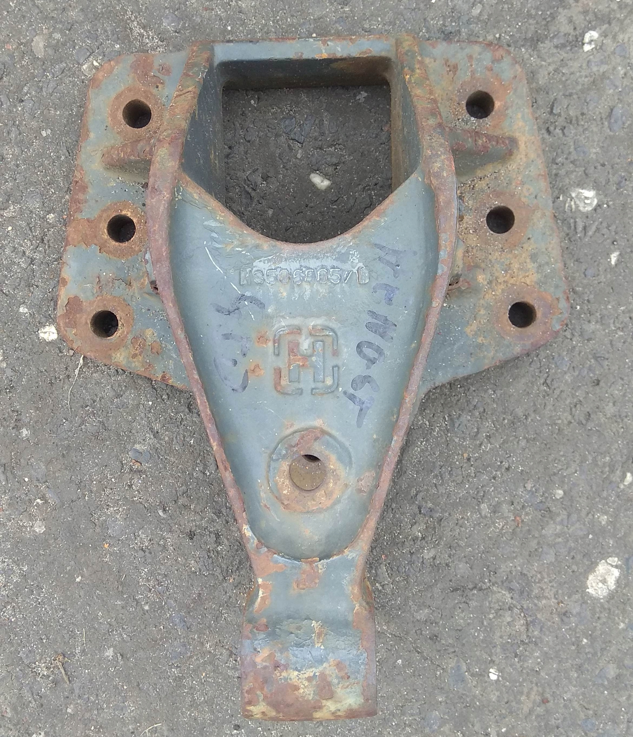 HS506805 - Кріплення вішалка DAF LF 45 55