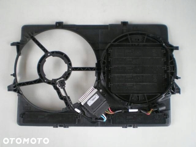 Audi A5 Q5 A4 obal ventilátor 8K0 121 003 AC