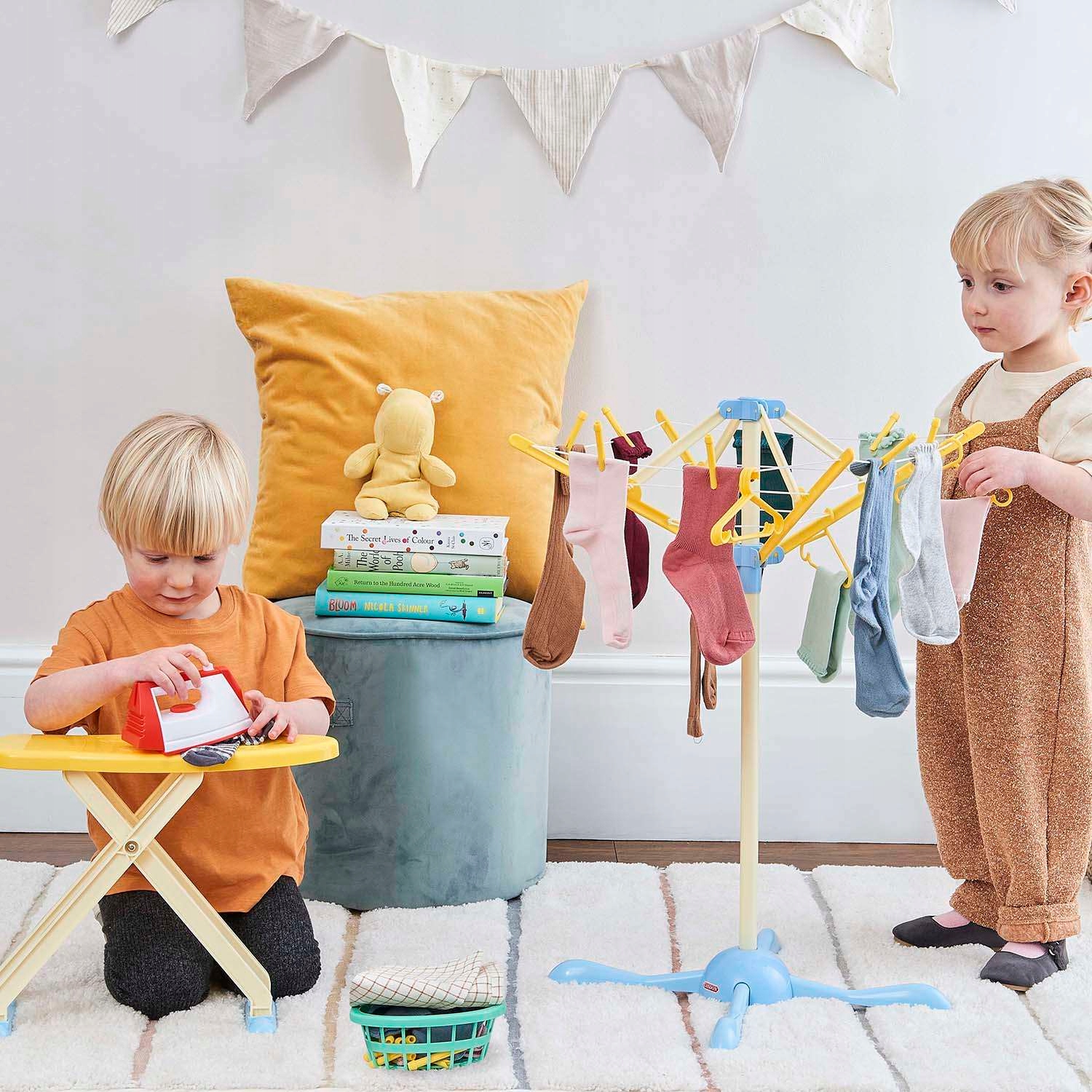 ZESTAW DO PRASOWANIA DLA DZIECI DESKA I ŻELAZKO SUSZARKA CASDON Kod producenta 61450