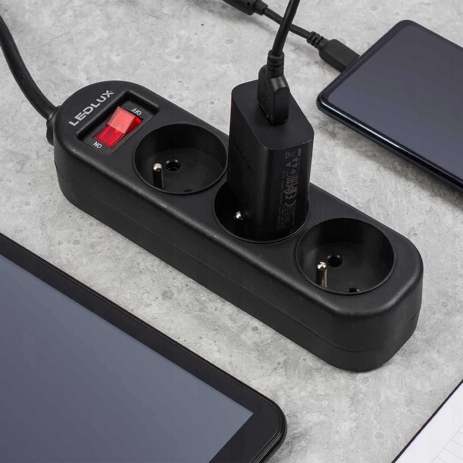 PRZEDŁUŻACZ listwa zasilająca 3m 3 gniazda LEDLUX Długość kabla 3 m