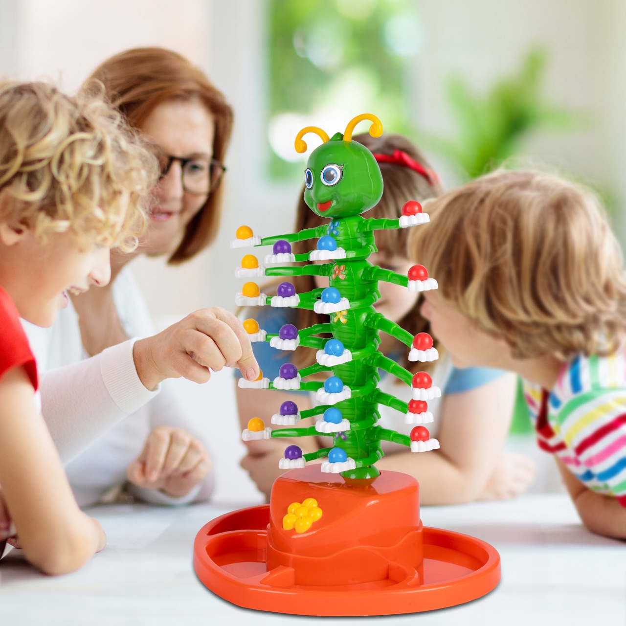 GRA ZRĘCZNOŚCIOWA TAŃCZĄCA STONOGA GĄSIENICA ROBACZEK SPADAJĄCE KULKI Kod producenta 110794