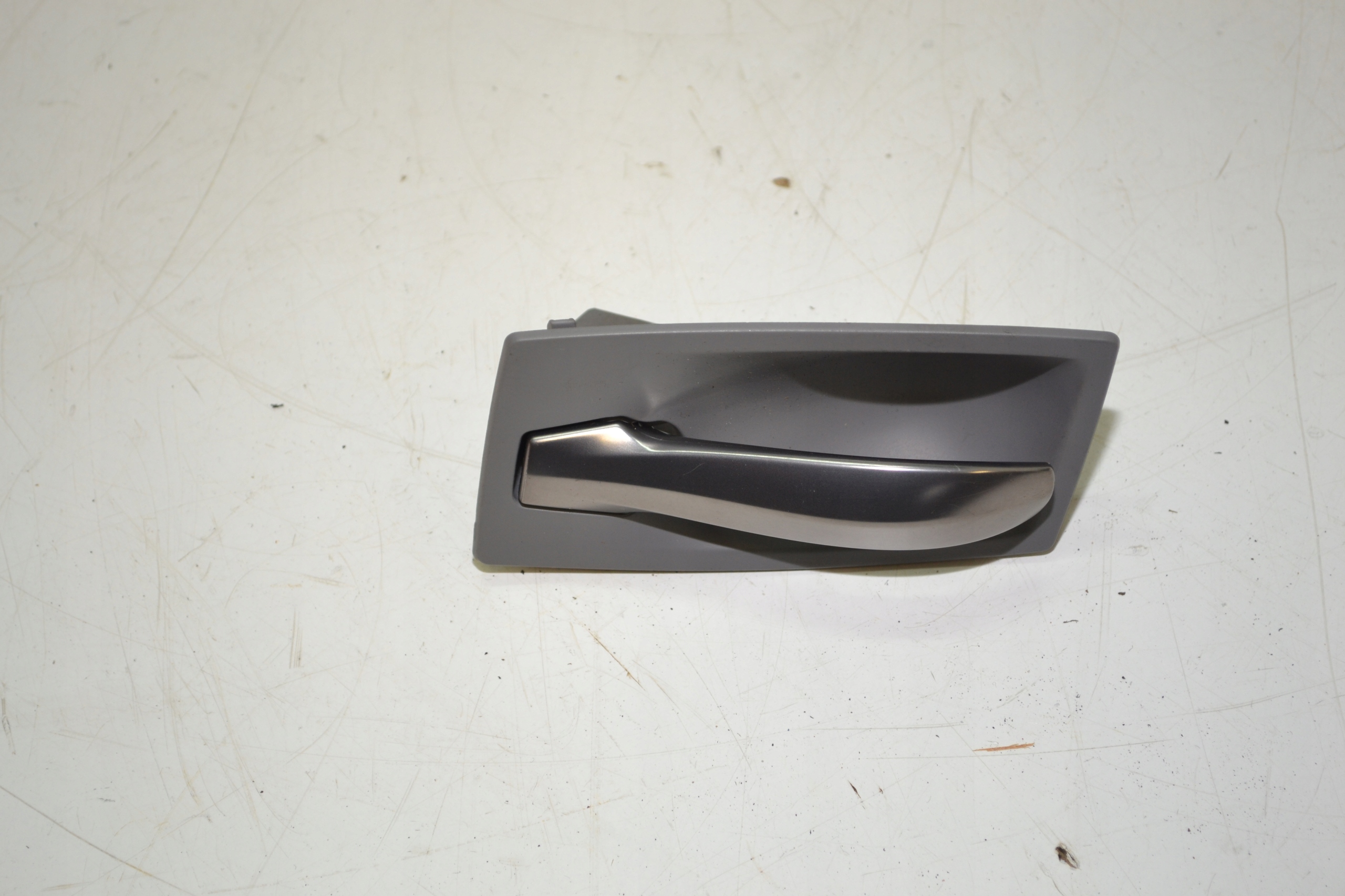 BMW E60 E61 ручка двери внутренняя 7034287