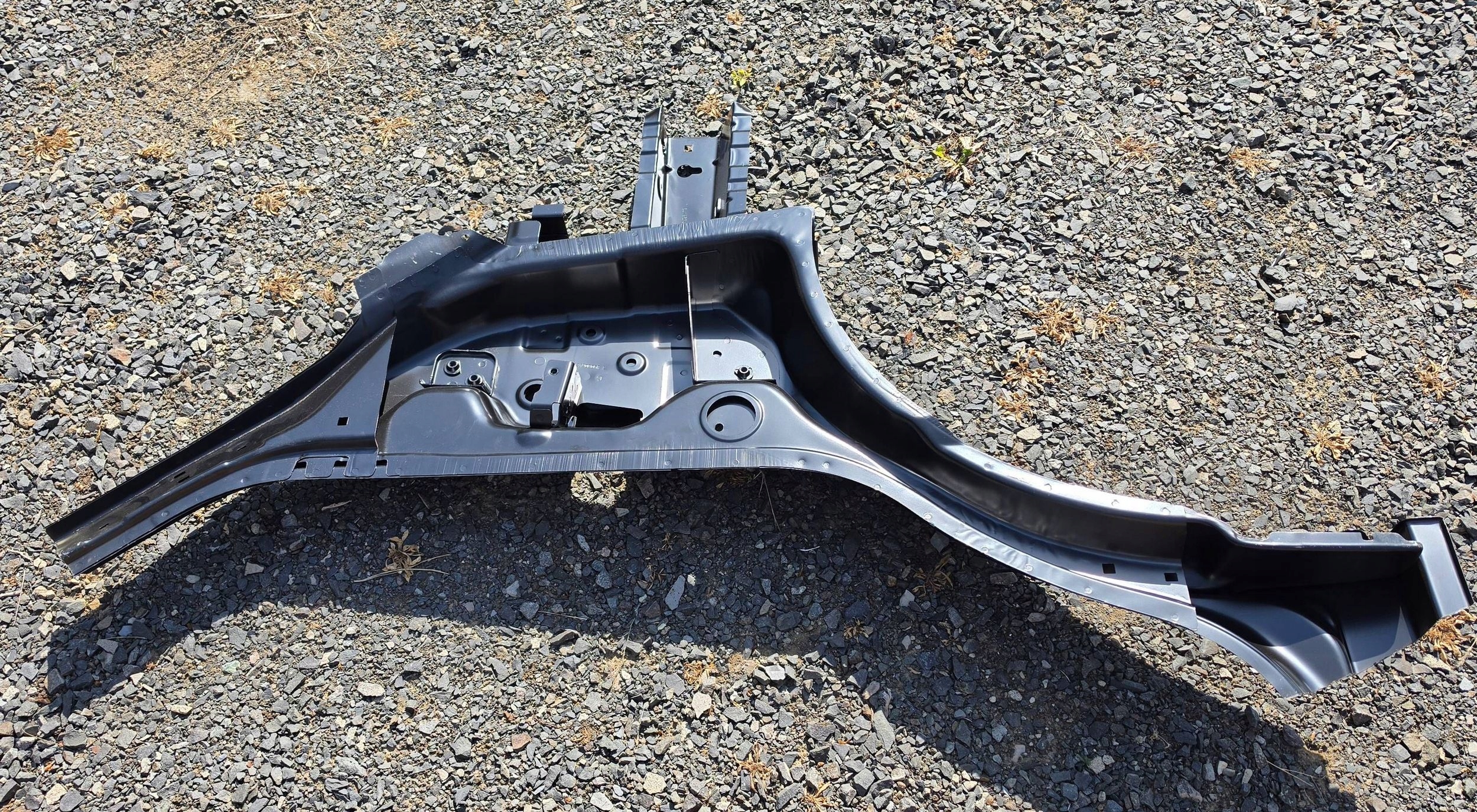 Renault Master III 641967455R threshold pillar front left