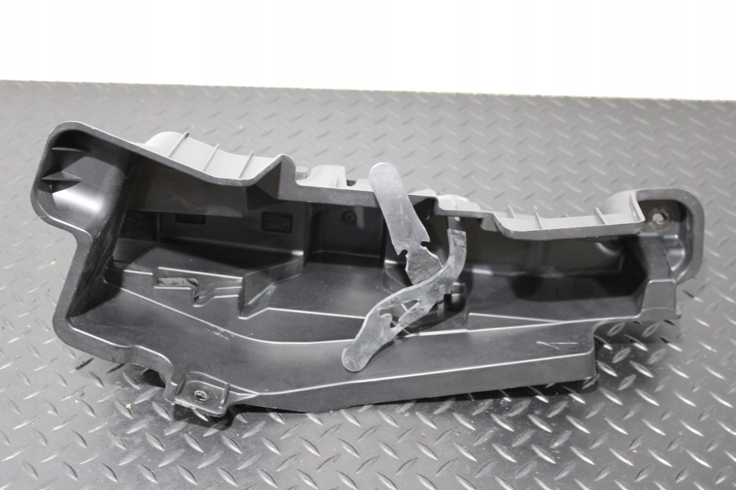 passenger compartment boot AUDI Q3 8U0 8U 8U0011215